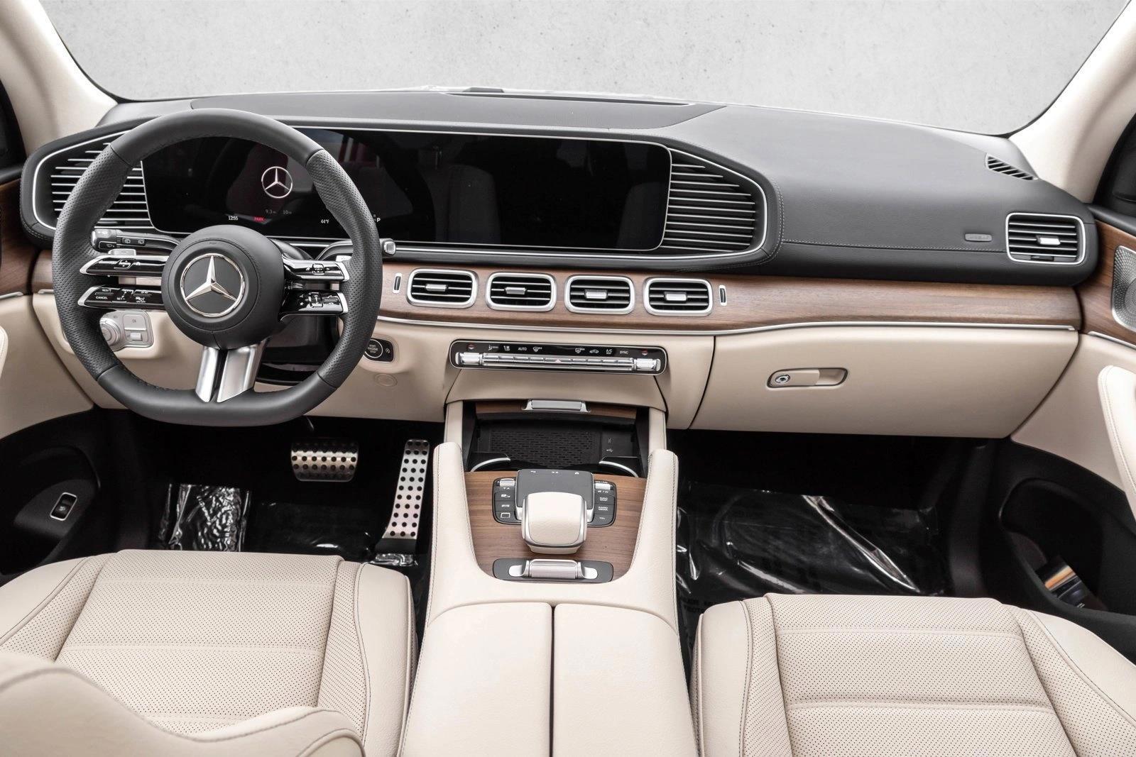 Thumbnail: 2026 Mercedes-Benz GLS - 4
