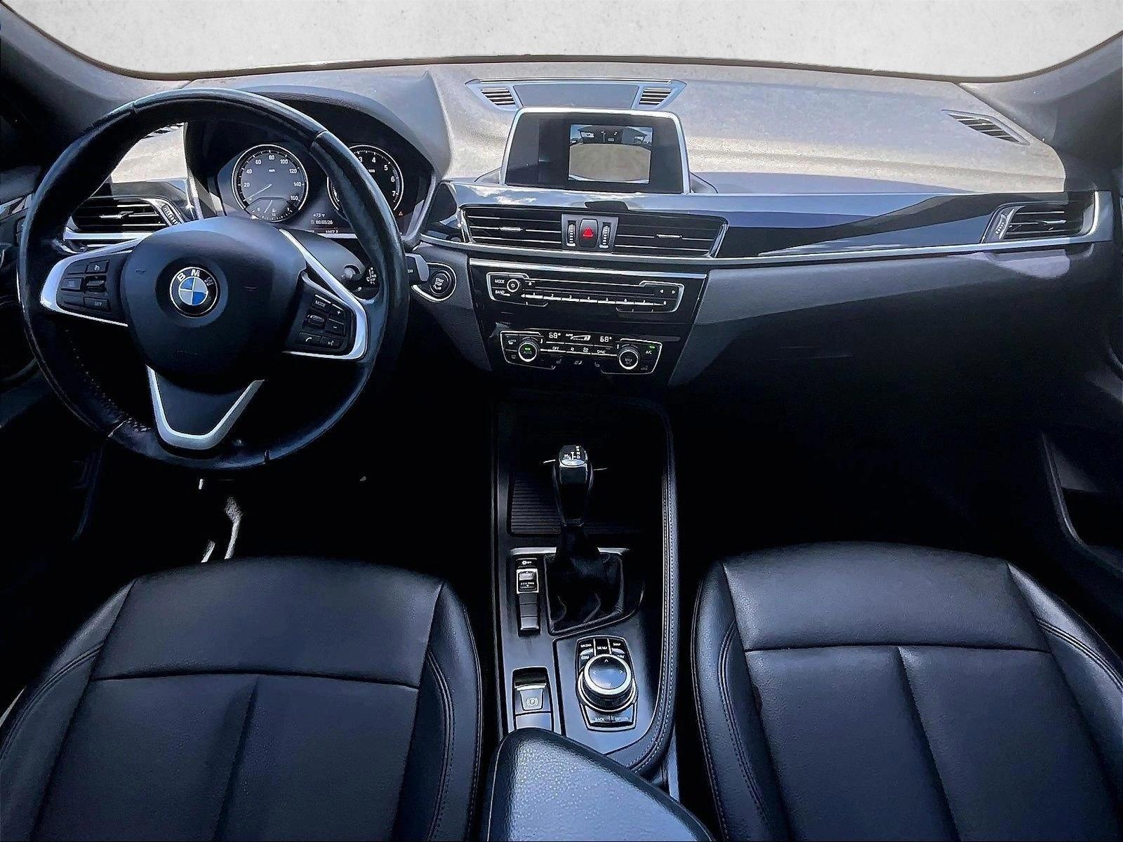 Thumbnail: 2018 BMW X1 - 4