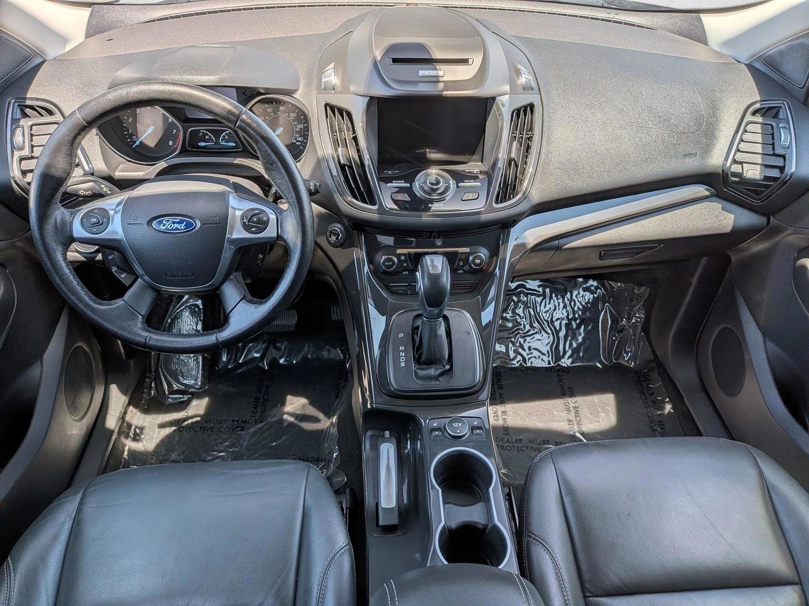Thumbnail: 2016 Ford Escape - 3