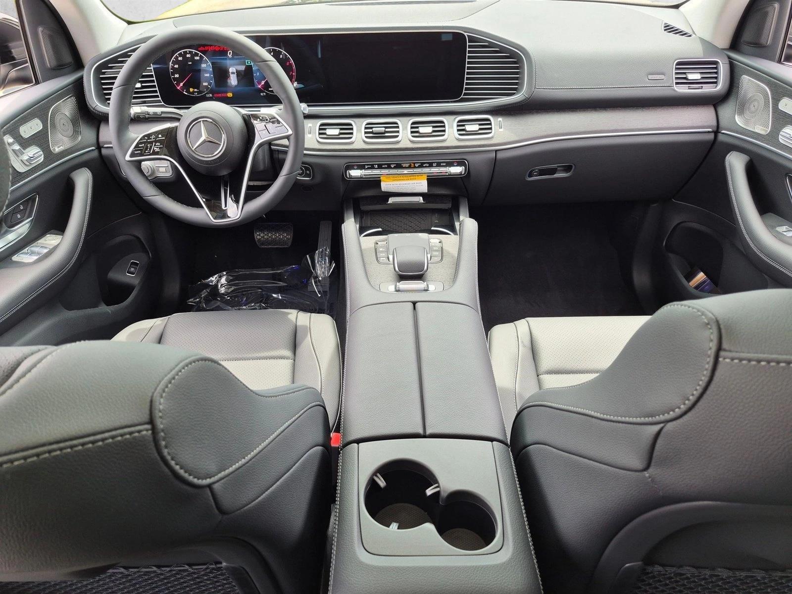 Thumbnail: 2026 Mercedes-Benz GLS - 3