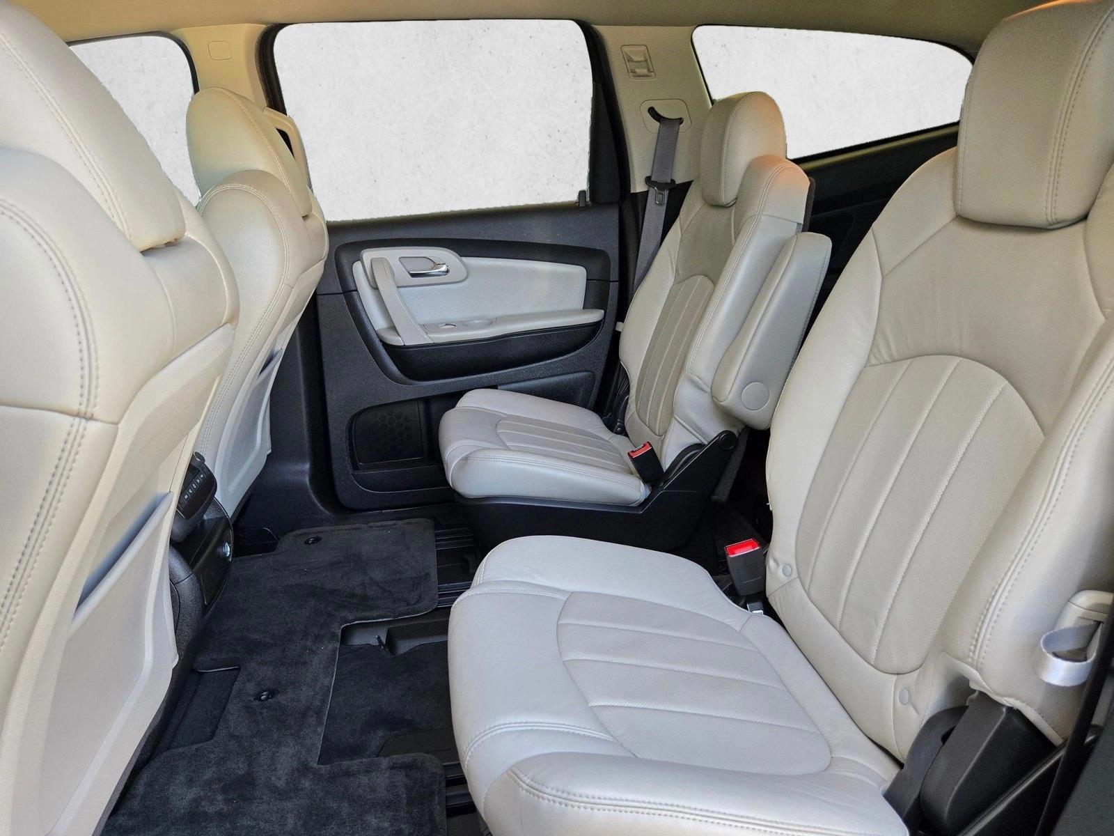 2009 Chevrolet Traverse LTZ - Photo 18