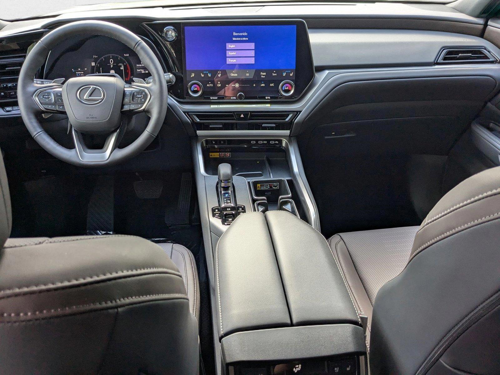 Thumbnail: 2025 Lexus TX - 4