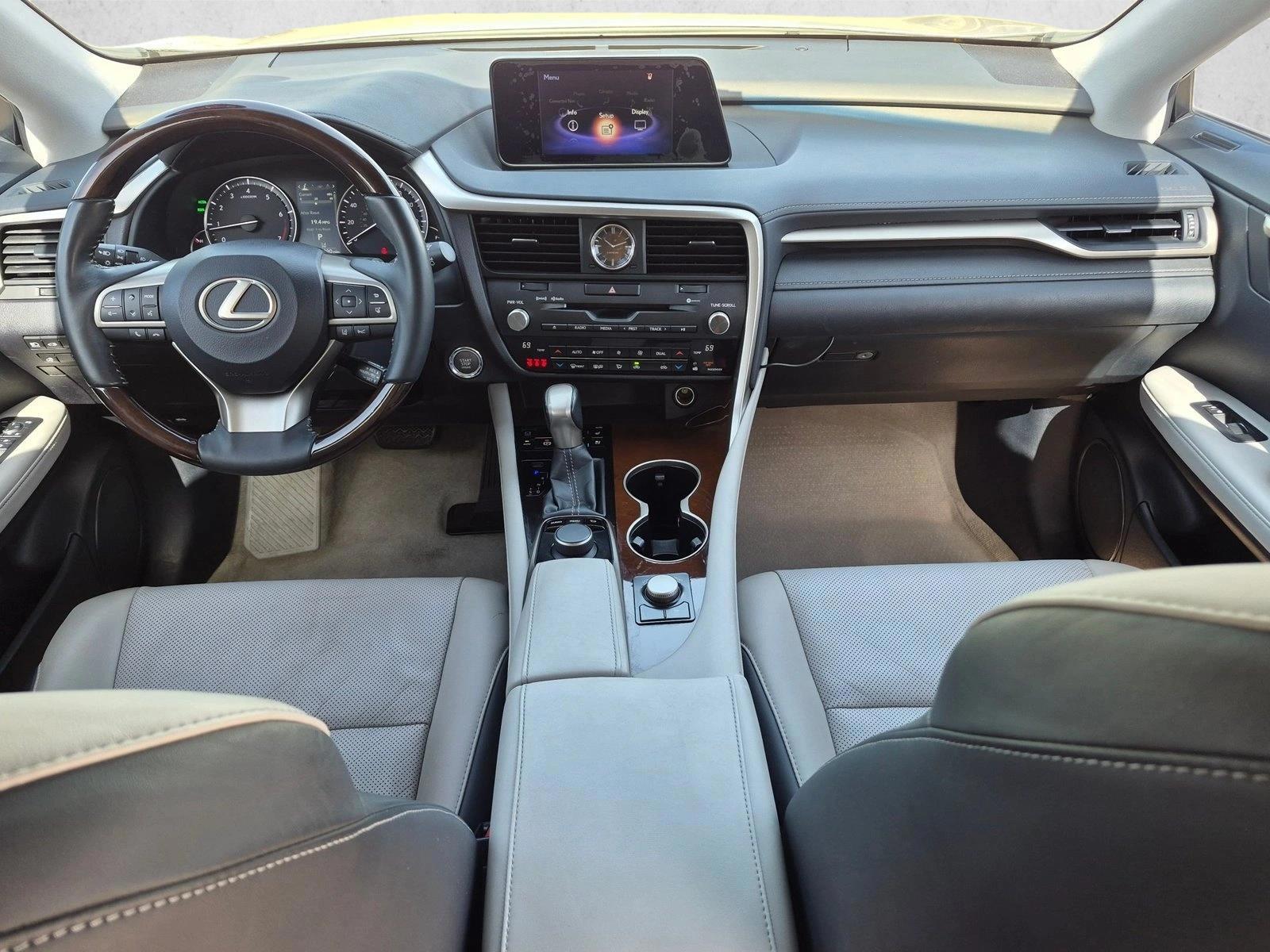 Thumbnail: 2018 Lexus RX - 3