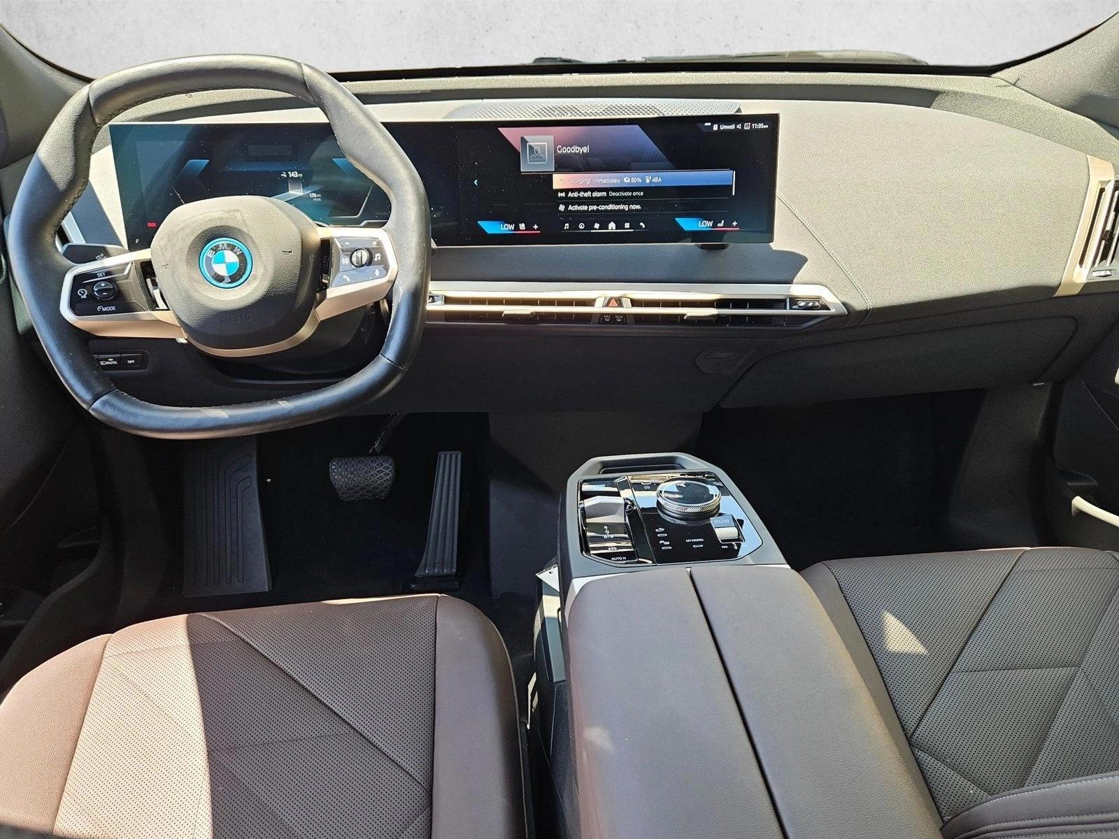Thumbnail: 2025 BMW iX - 3