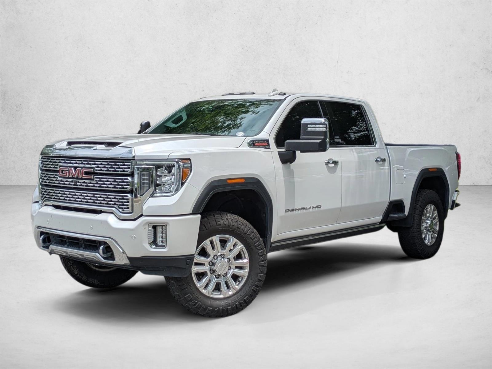 2022 GMC Sierra 4WD Crew Cab Standard Box Denali's photo