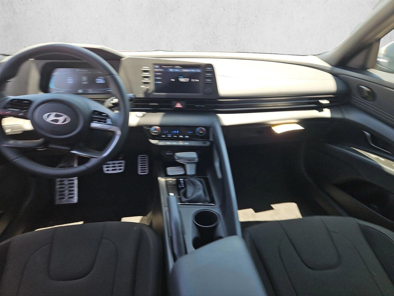 Thumbnail: 2026 Hyundai Elantra - 4