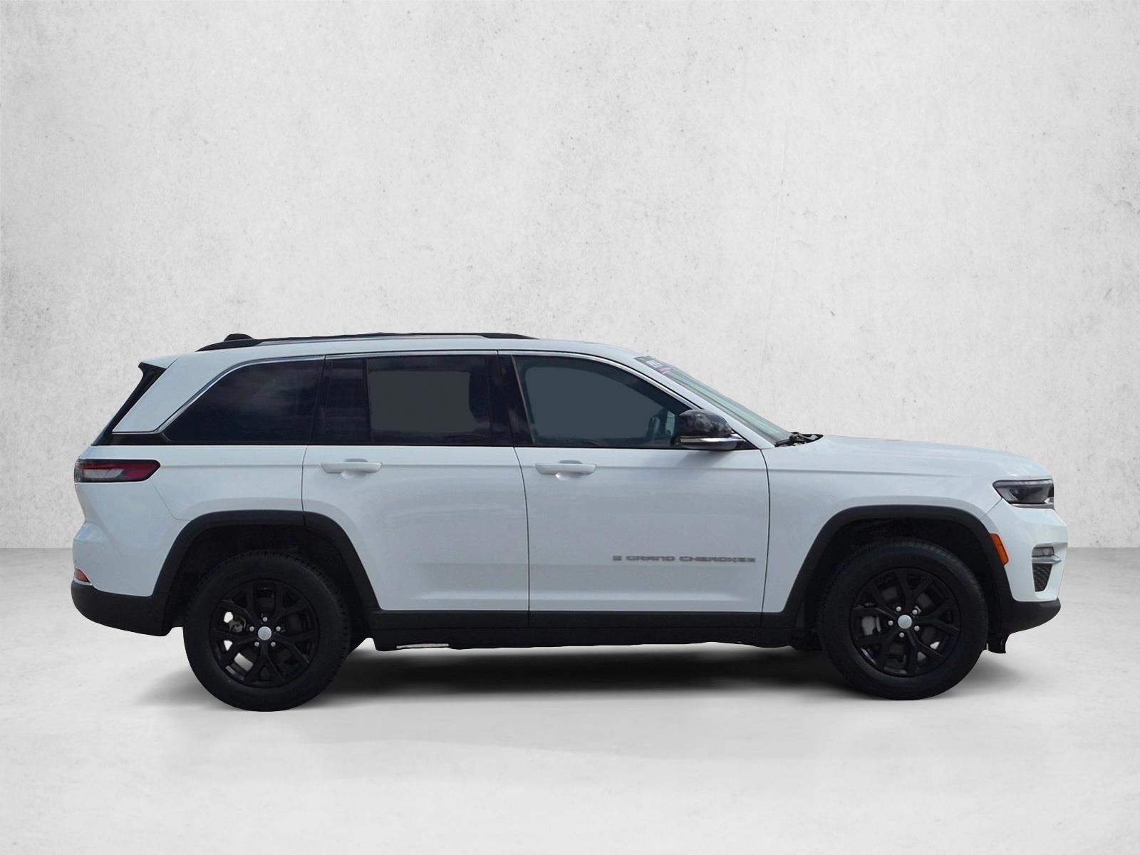 2023 Jeep Grand Cherokee Limited - Photo 4