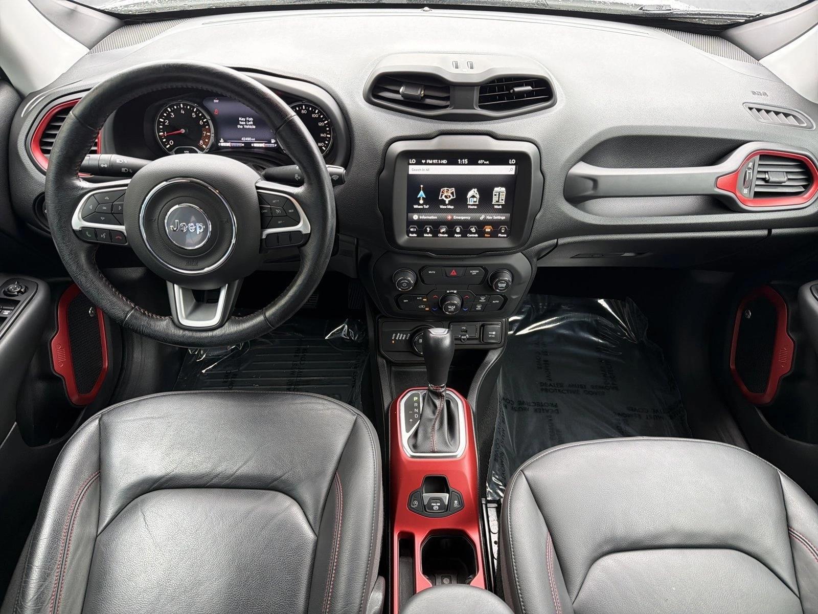 Thumbnail: 2019 Jeep Renegade - 3