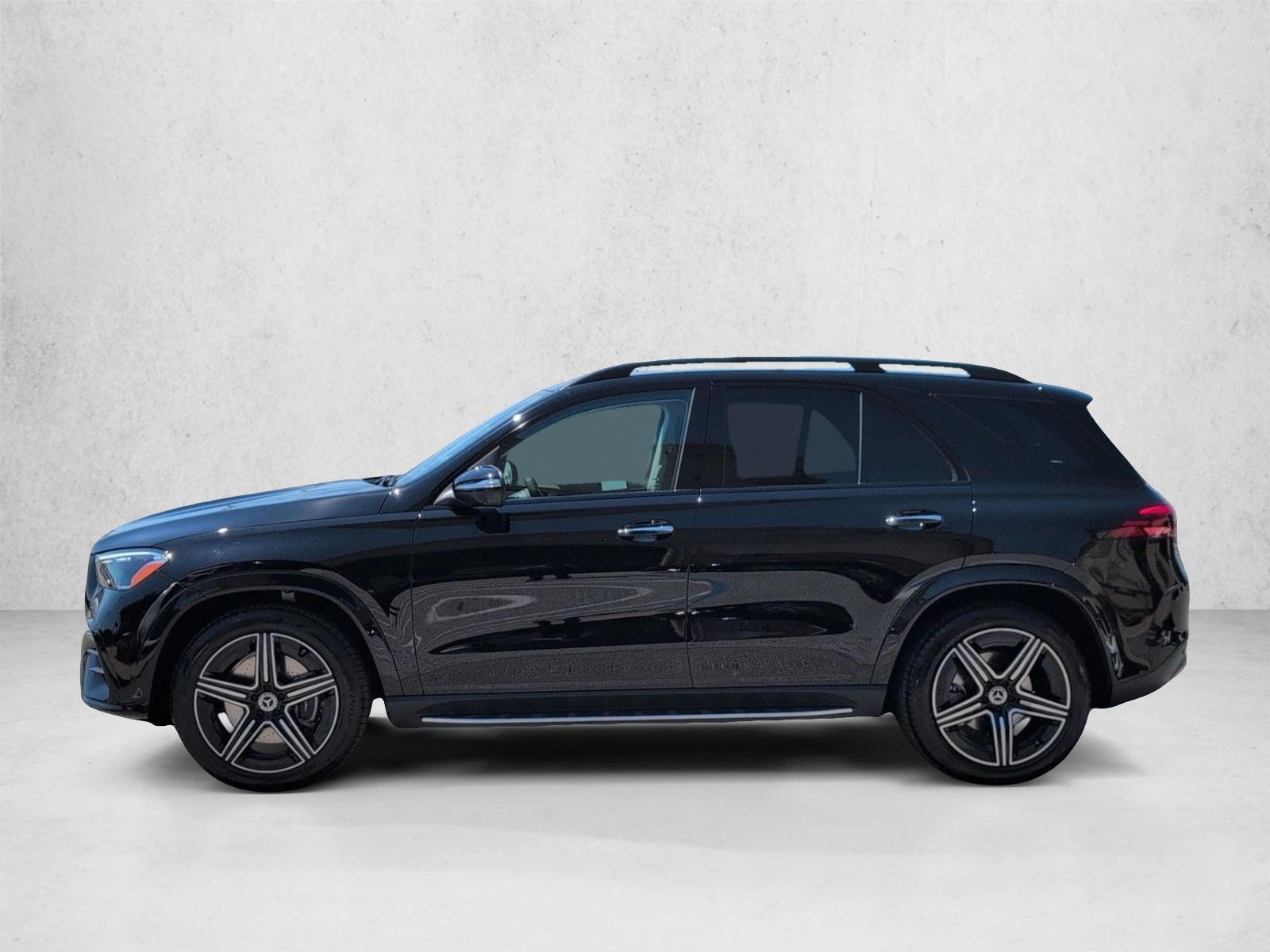 Thumbnail: 2026 Mercedes-Benz GLE - 2