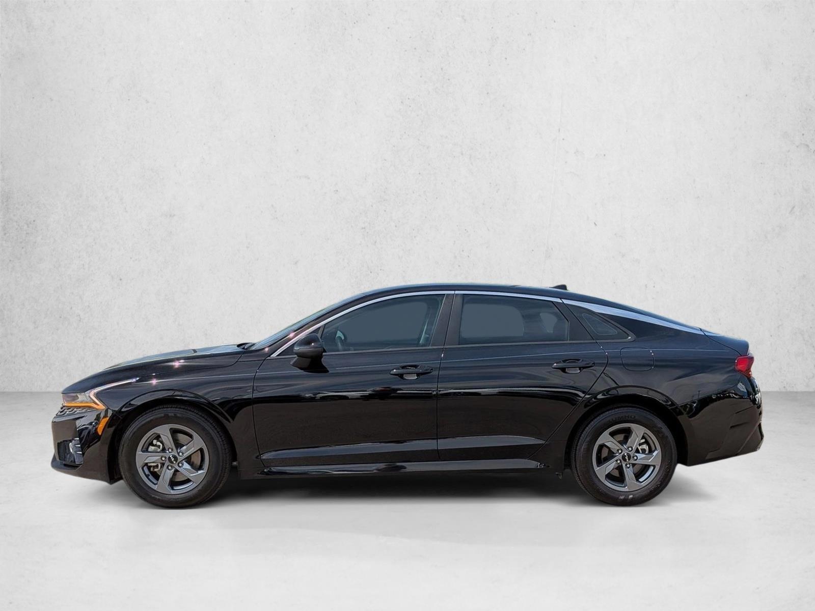 Thumbnail: 2023 Kia K5 - 2