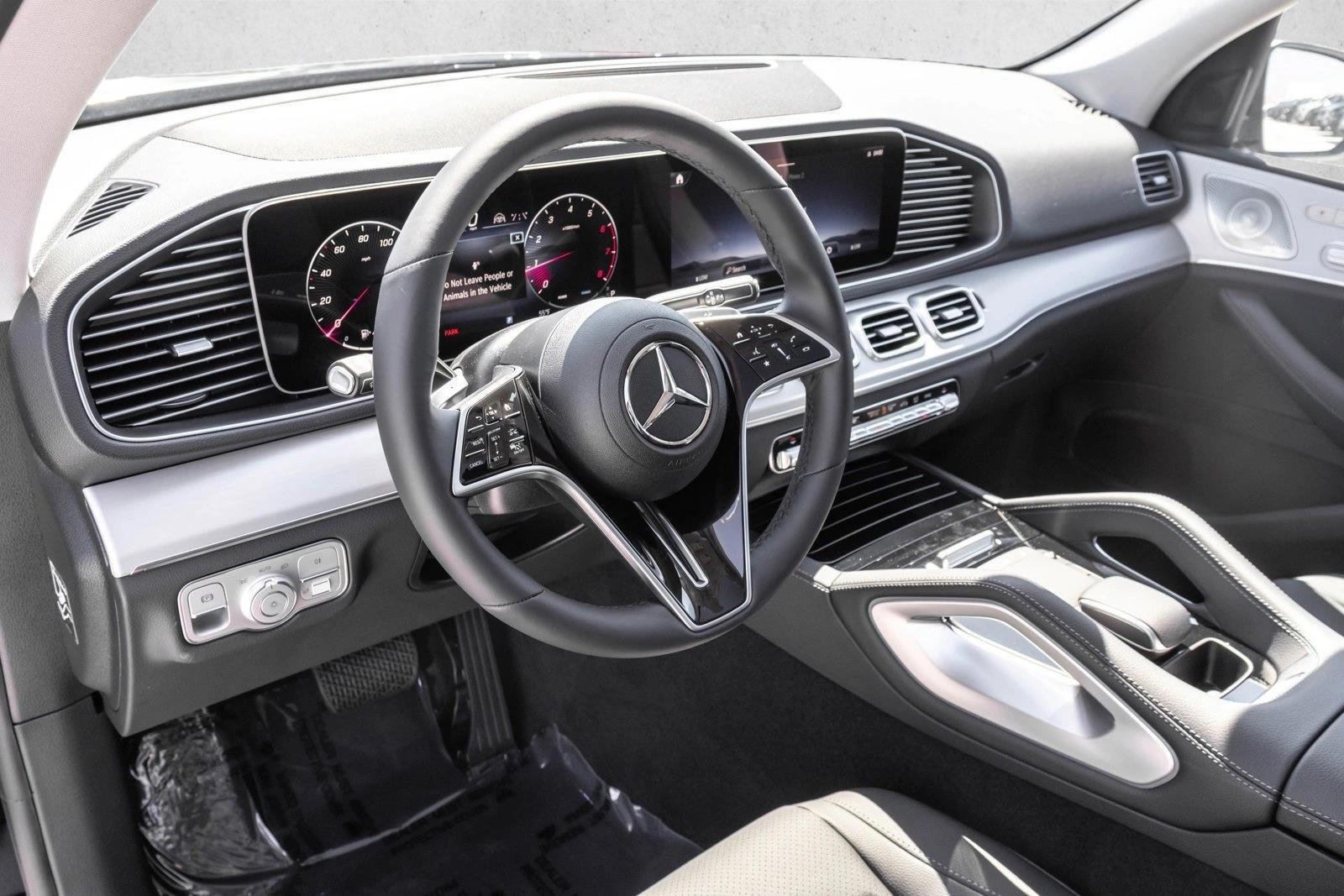 Thumbnail: 2026 Mercedes-Benz GLE - 3
