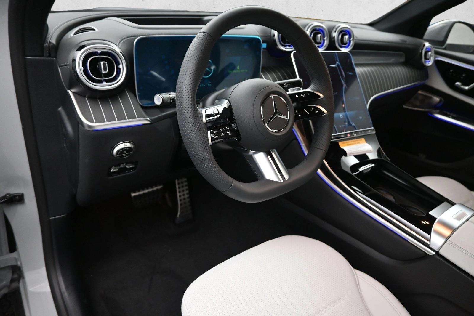 Thumbnail: 2026 Mercedes-Benz GLC - 3