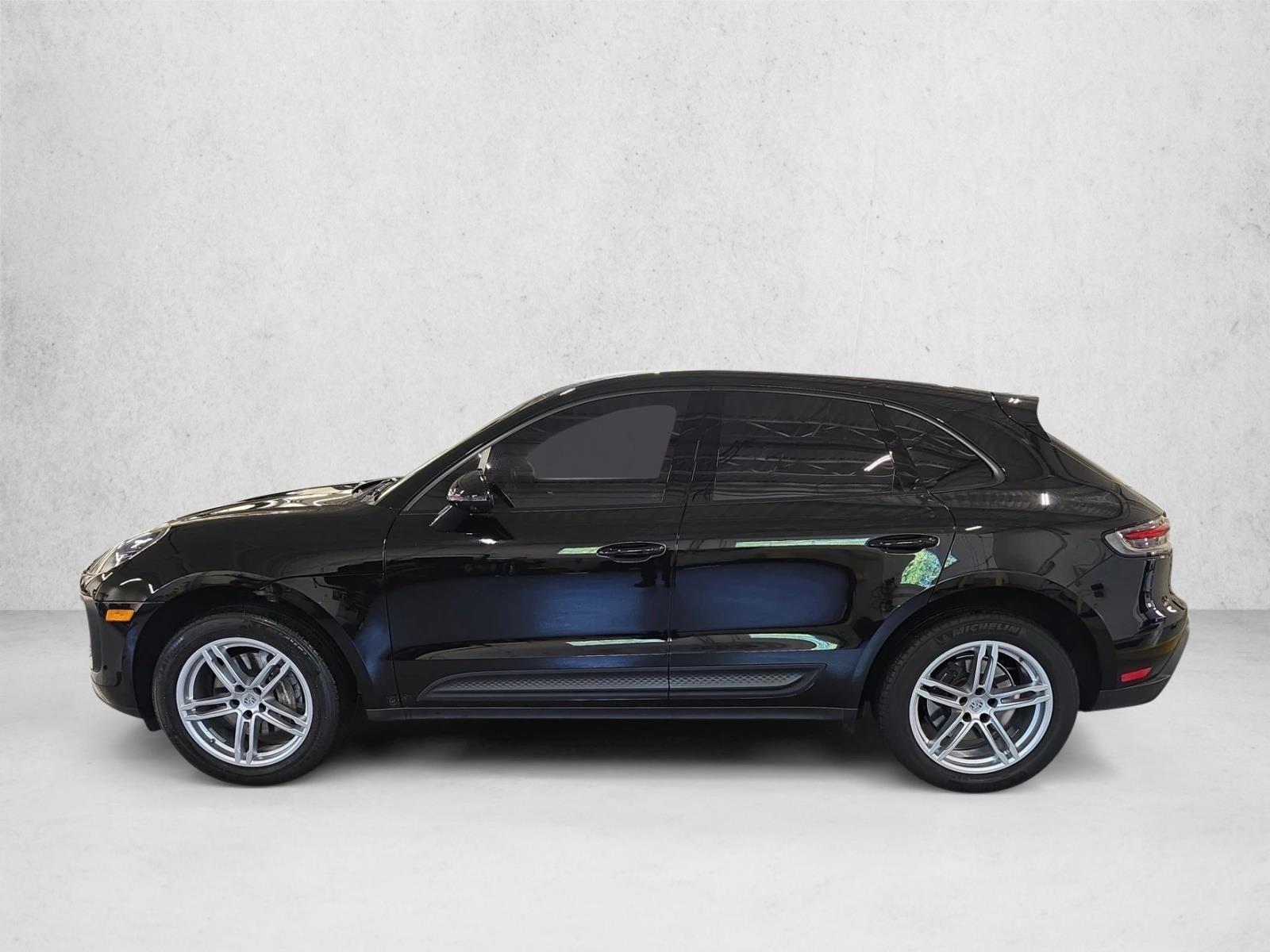 Thumbnail: 2025 Porsche Macan - 2