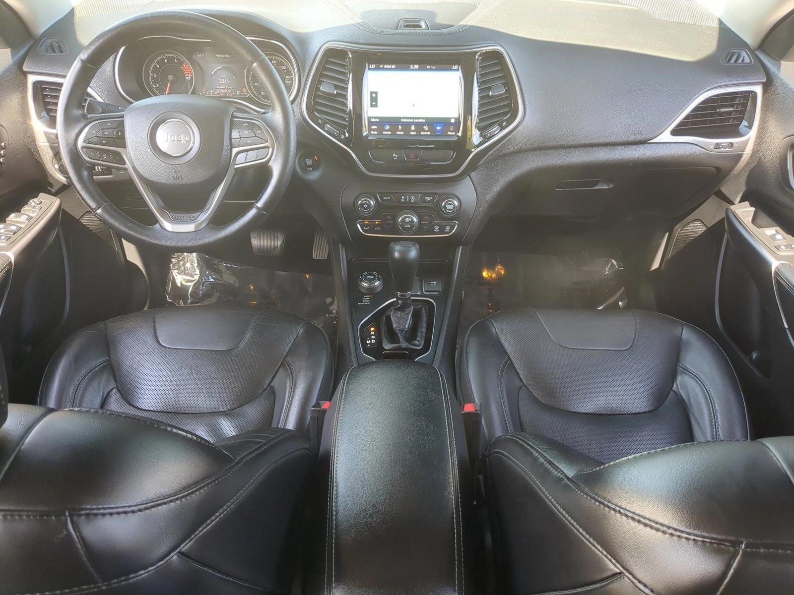 Thumbnail: 2019 Jeep Cherokee - 3