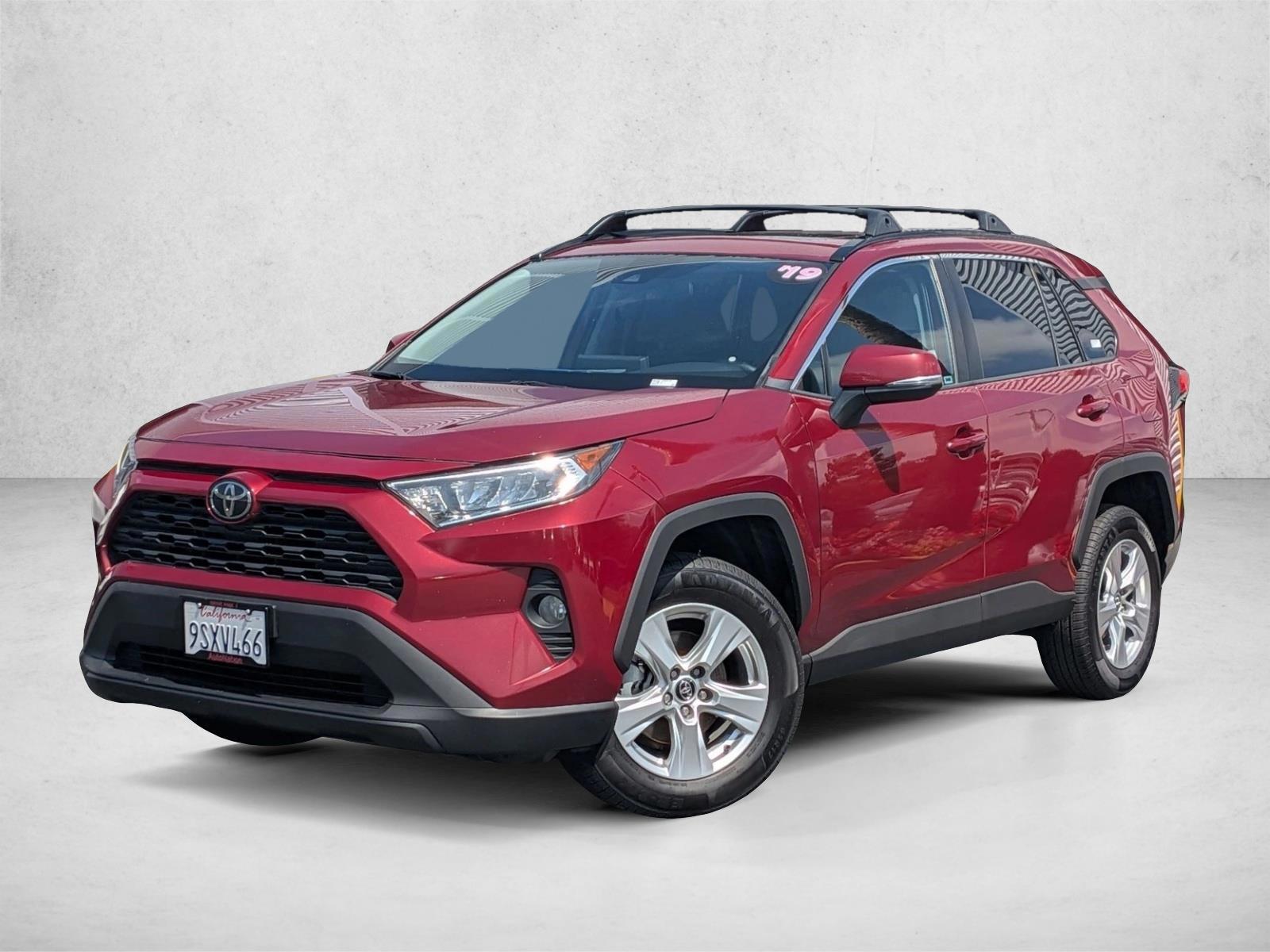 Thumbnail: 2019 Toyota RAV4 - 1