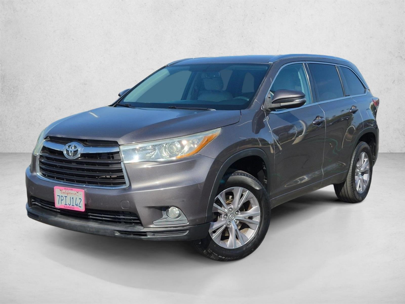 Thumbnail: 2015 Toyota Highlander - 1