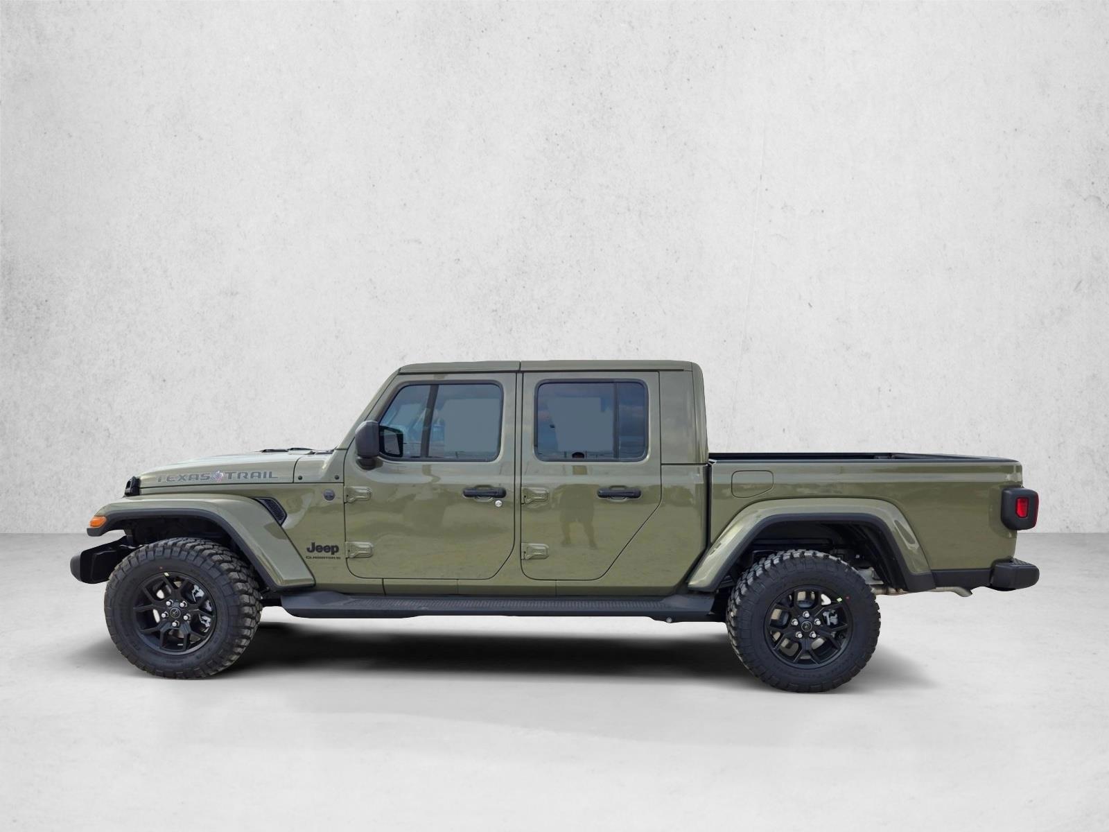 Thumbnail: 2026 Jeep Gladiator - 2