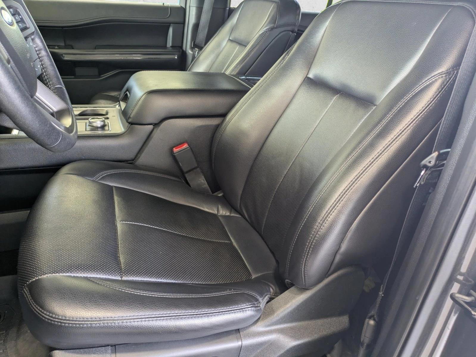 Thumbnail: 2020 Ford Expedition MAX - 4