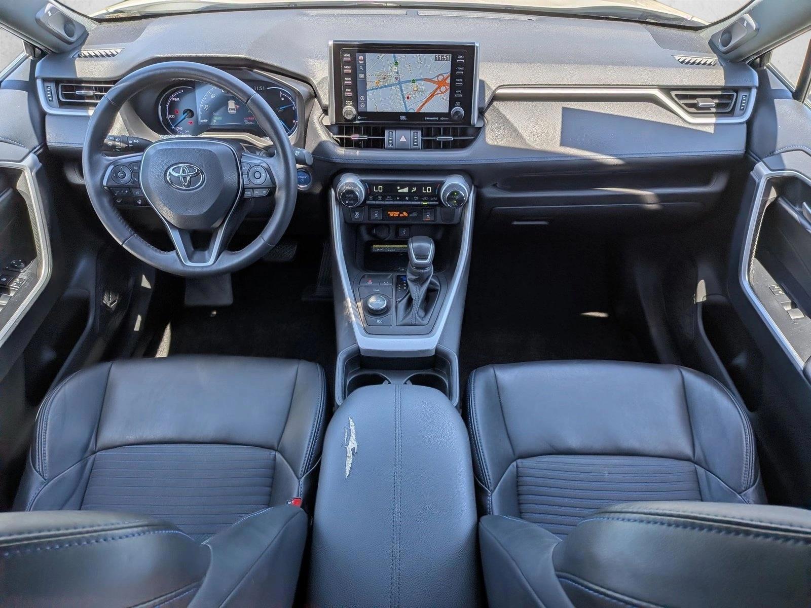 Thumbnail: 2021 Toyota RAV4 - 4
