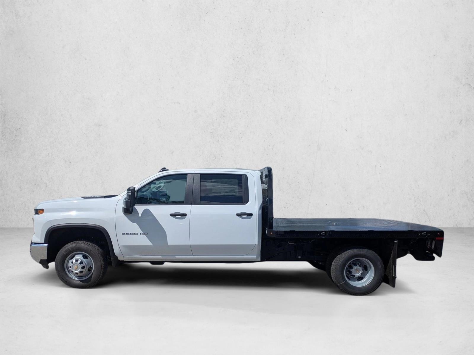 Thumbnail: 2026 Chevrolet Silverado 3500 - 2