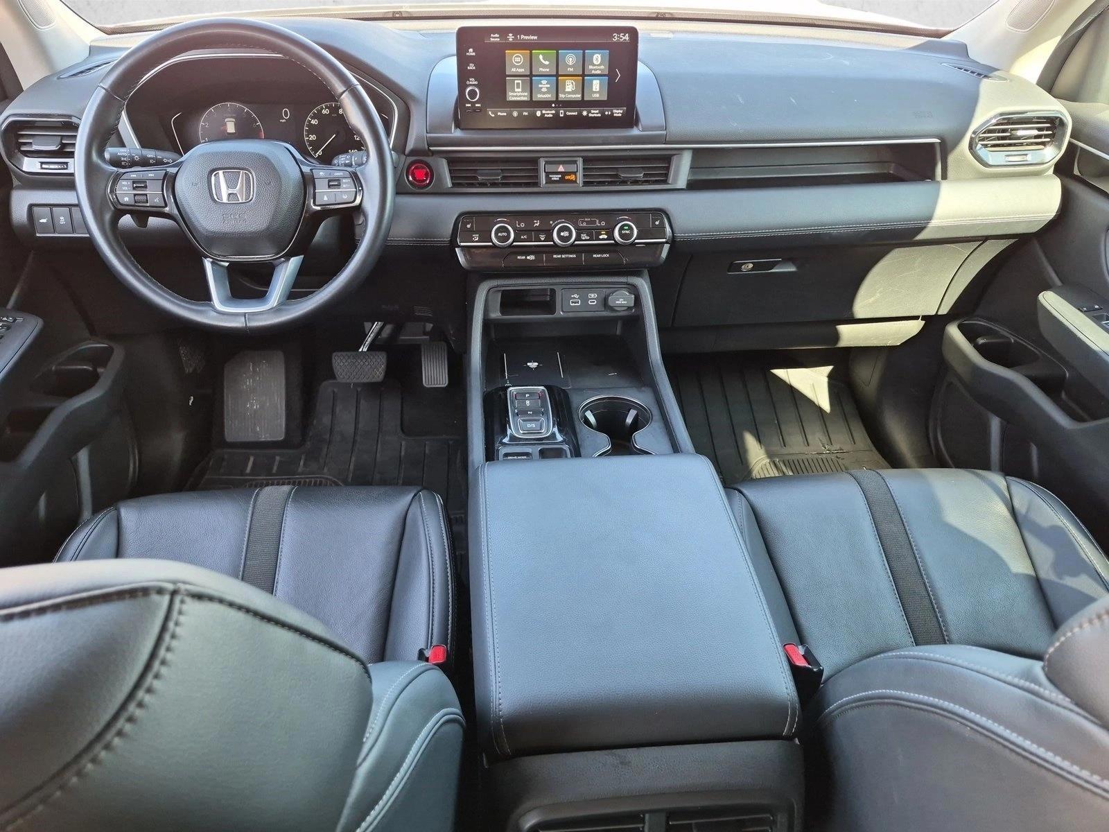 Thumbnail: 2024 Honda Pilot - 3