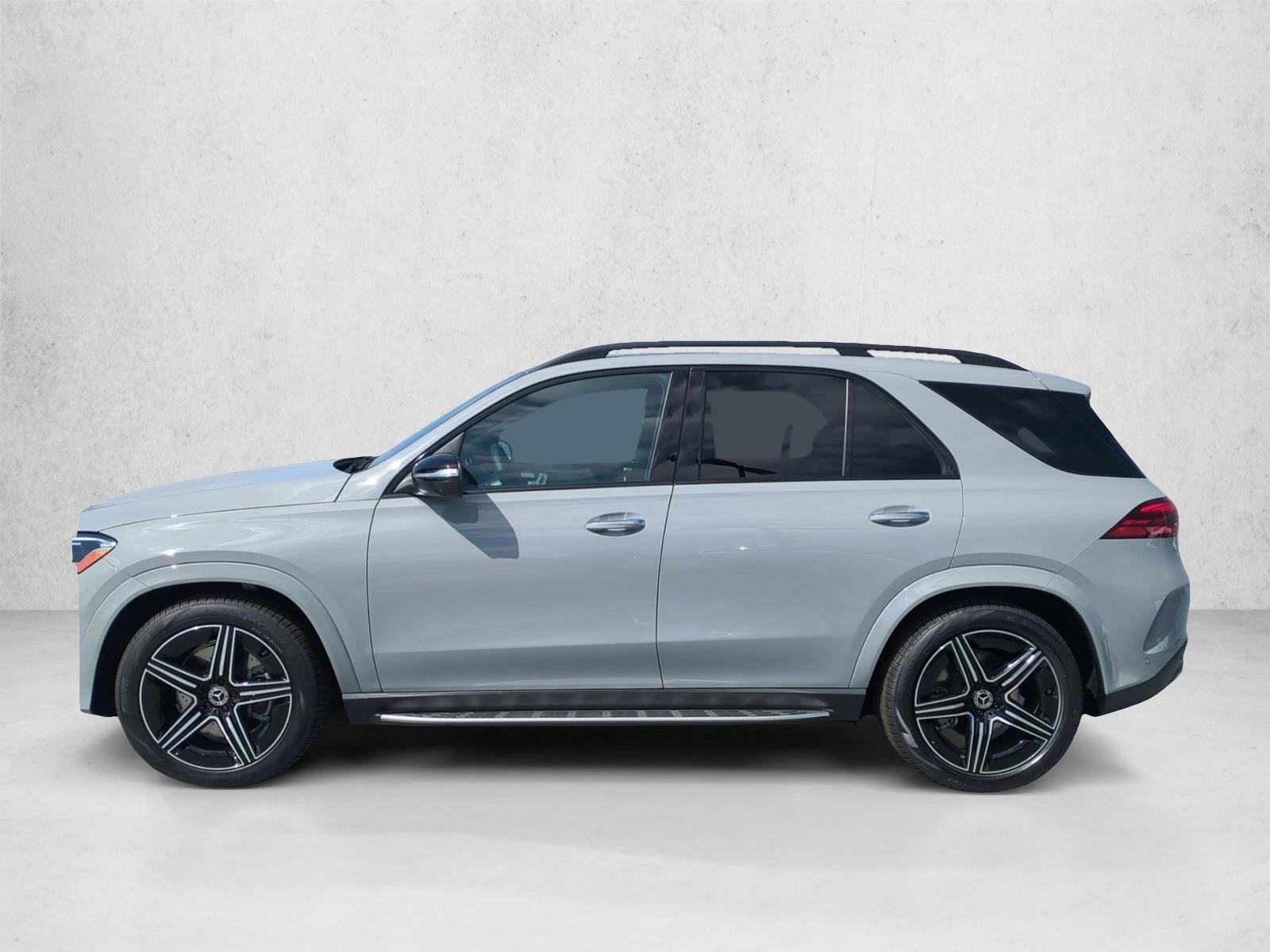 Thumbnail: 2026 Mercedes-Benz GLE - 2
