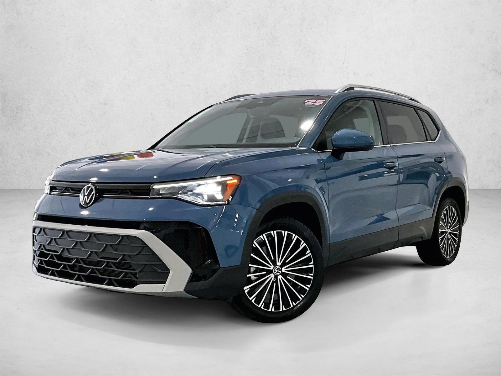 Thumbnail: 2025 Volkswagen Taos - 1