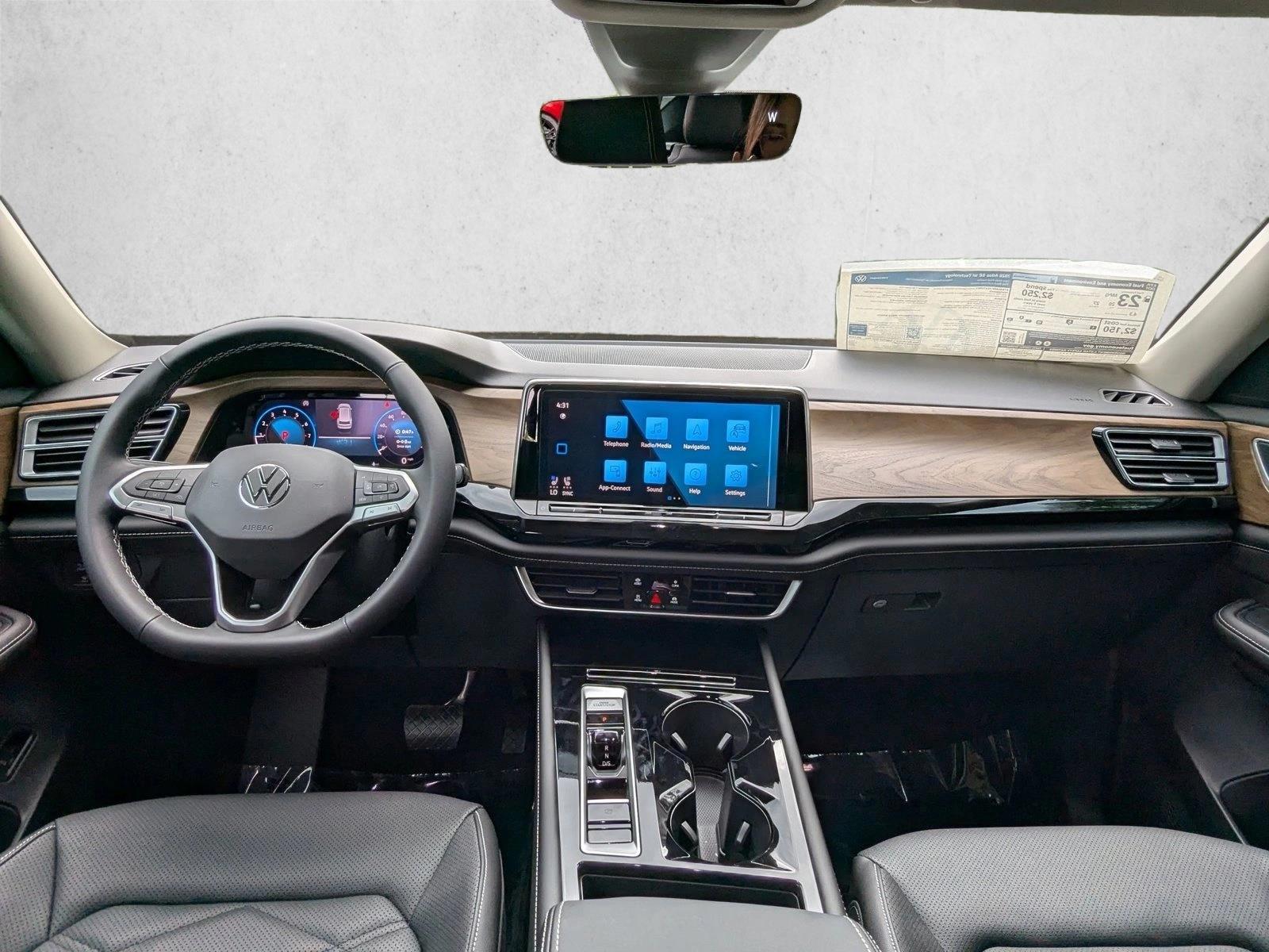 Thumbnail: 2026 Volkswagen Atlas - 4