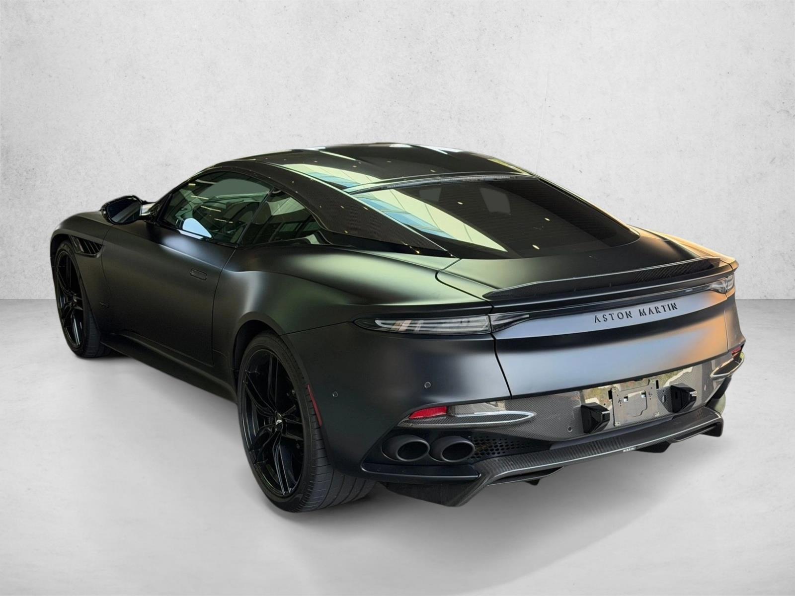 2021 Aston Martin DBS Superleggera Base - Photo 10