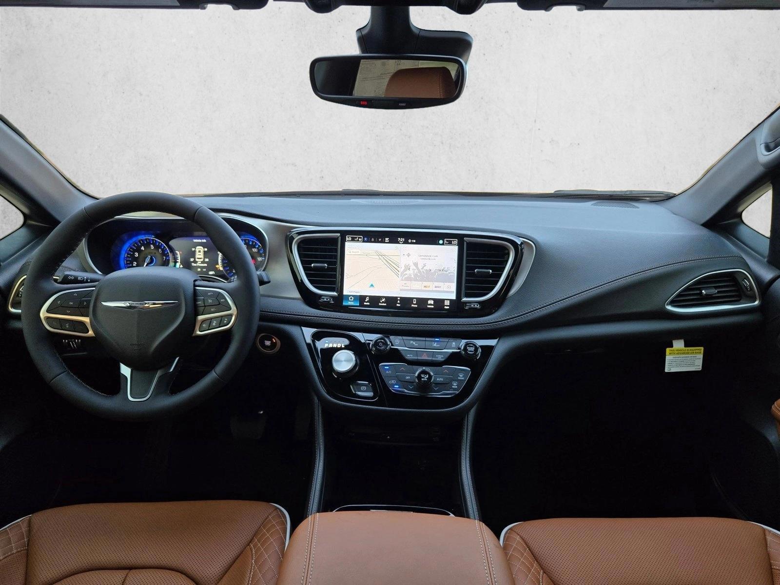 Thumbnail: 2026 Chrysler Pacifica - 3