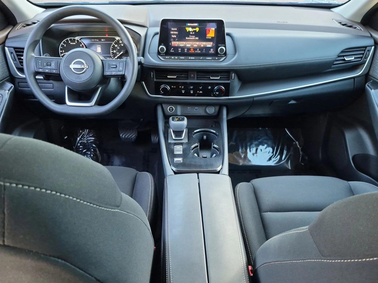 Thumbnail: 2023 Nissan Rogue - 4