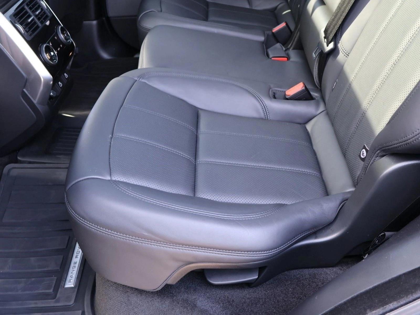 Thumbnail: 2022 Land Rover Range Rover Sport - 6