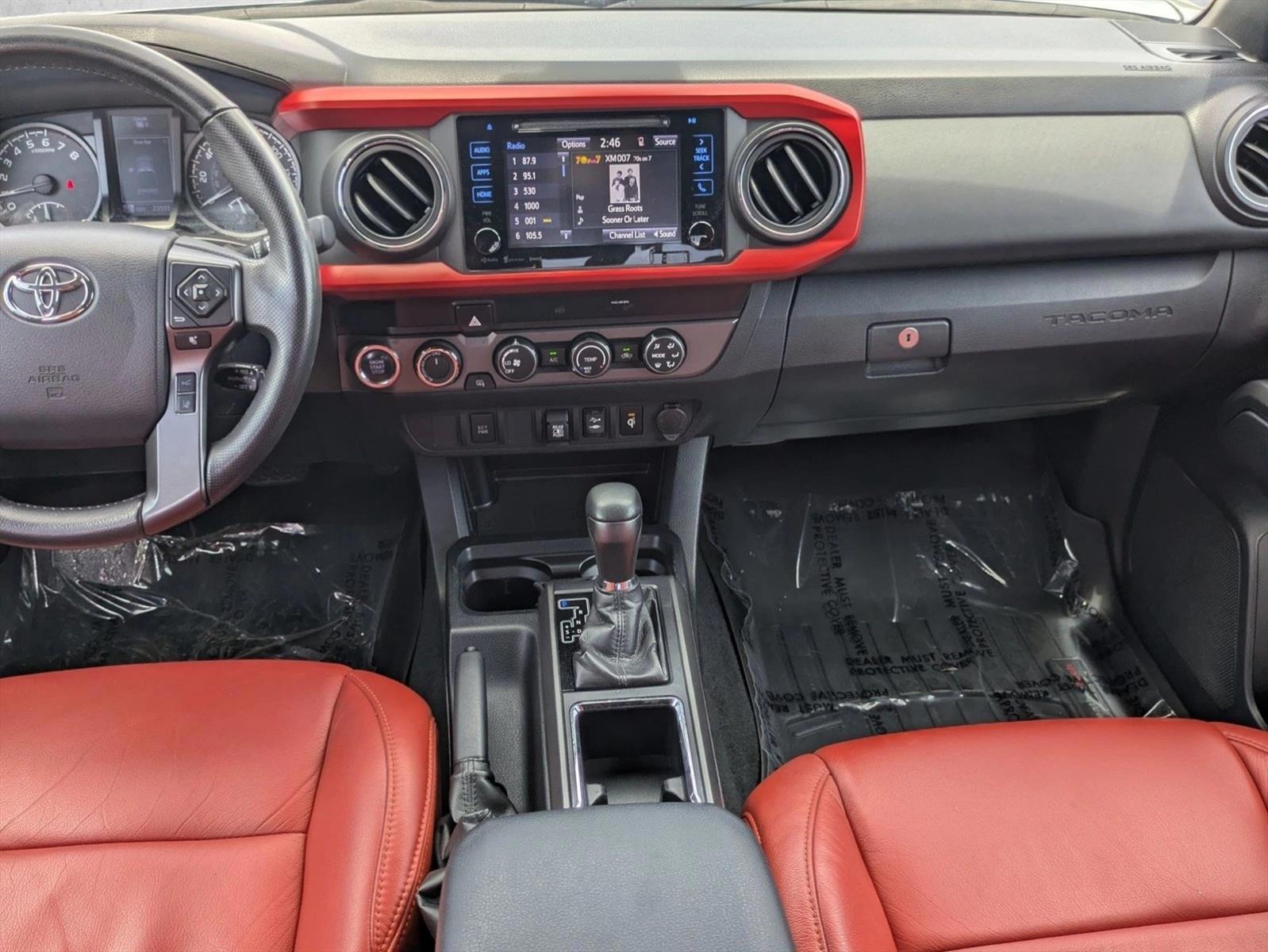 Thumbnail: 2019 Toyota Tacoma - 3