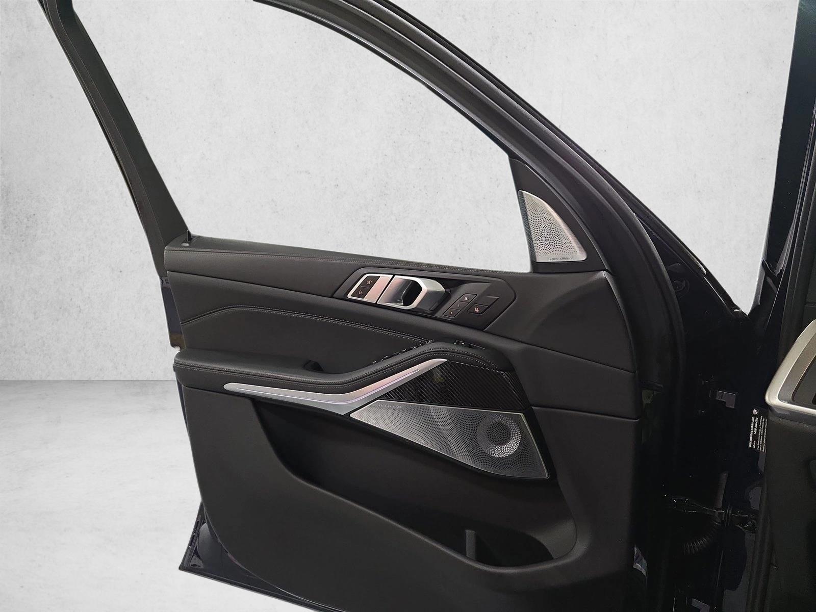2024 BMW X5 M60i - Photo 28