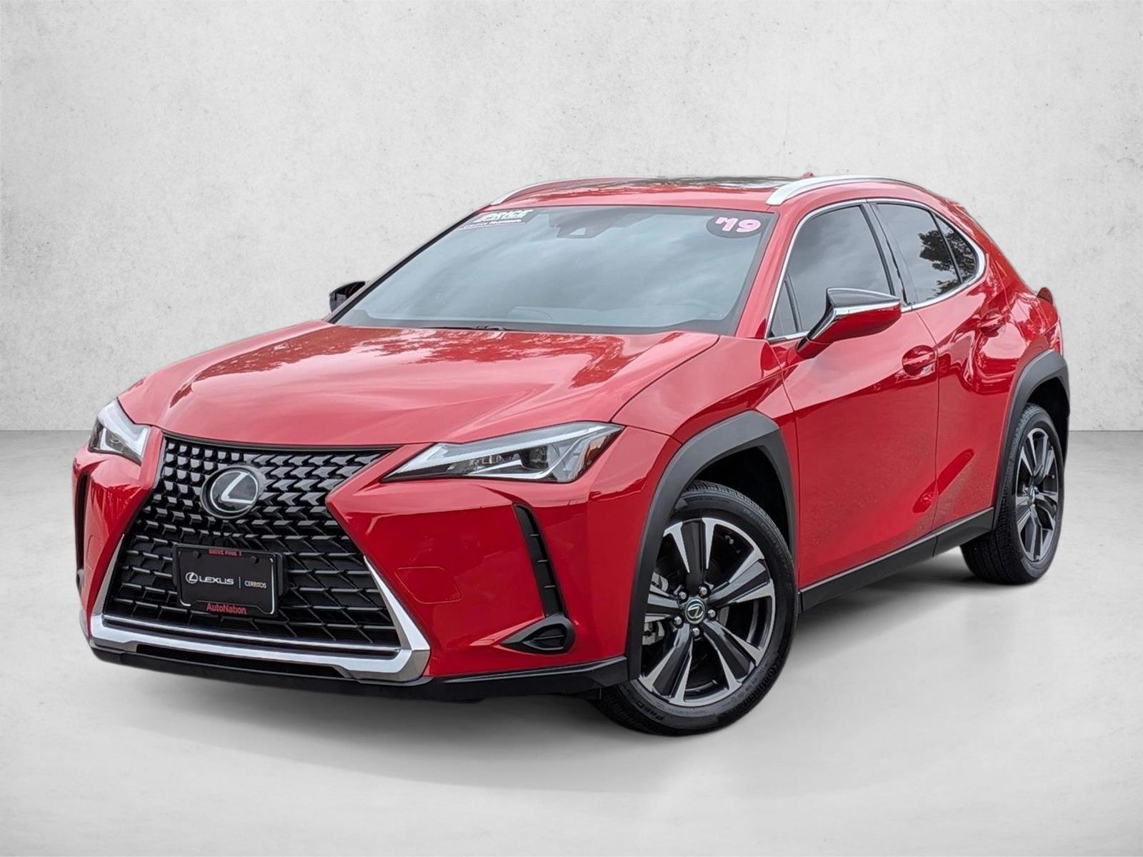 Thumbnail: 2019 Lexus UX - 1