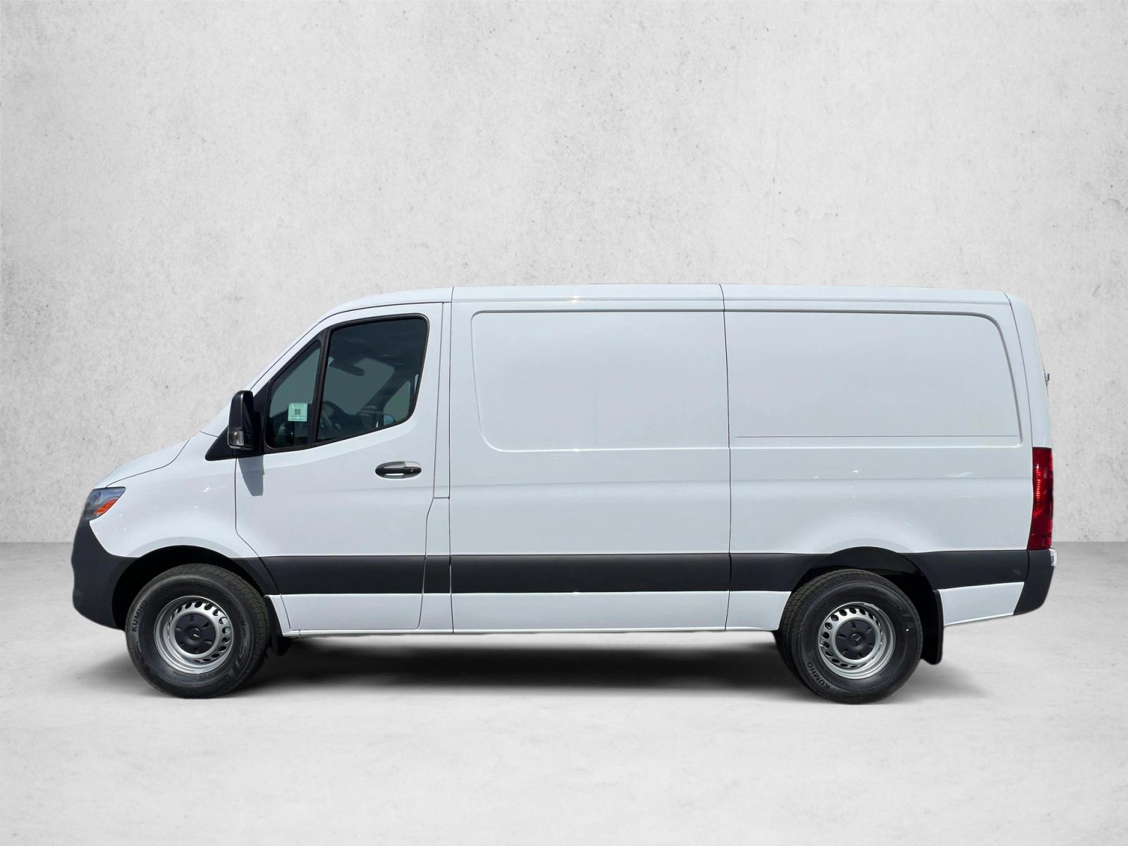 Thumbnail: 2026 Mercedes-Benz Sprinter - 2
