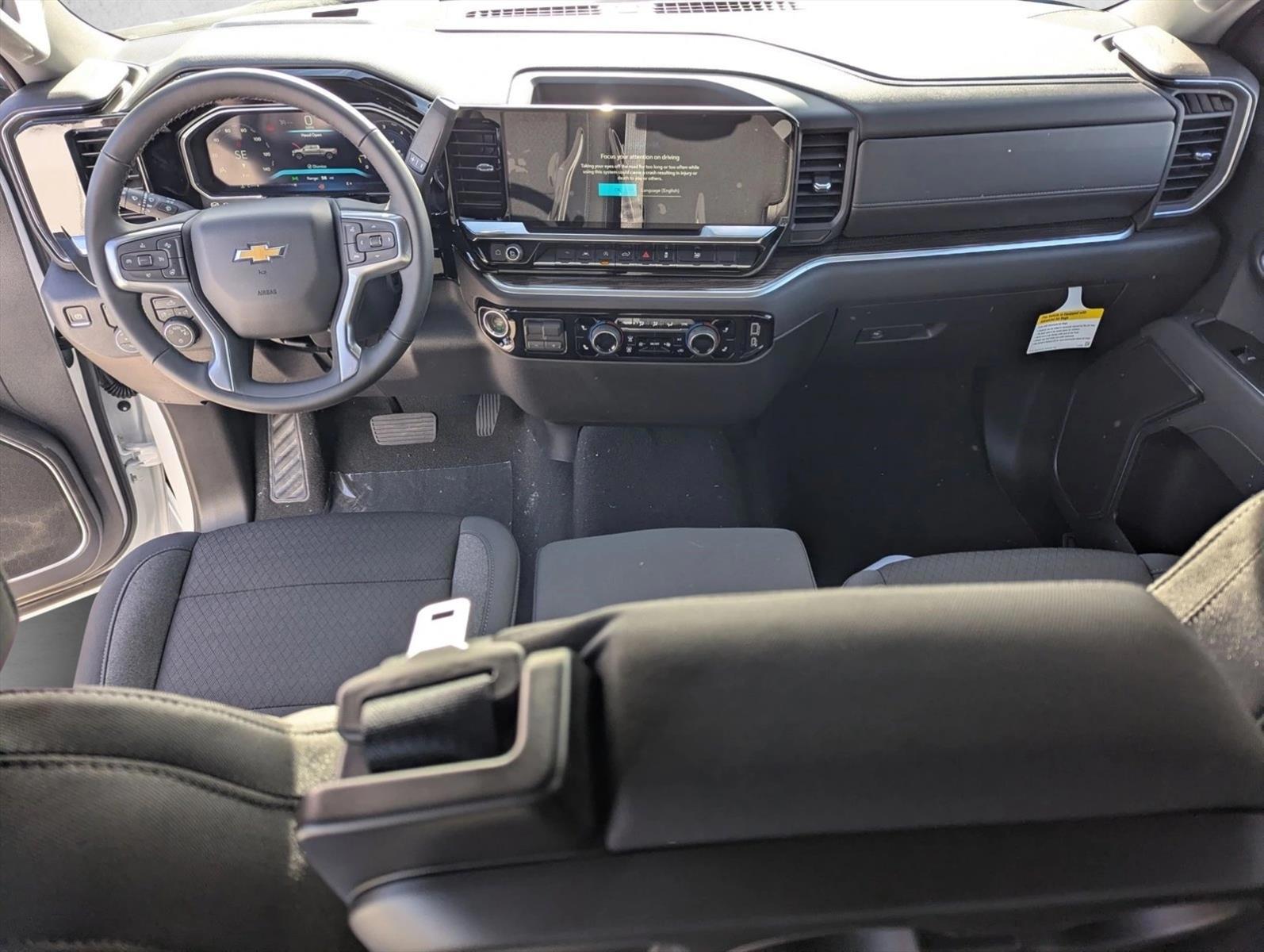 Thumbnail: 2026 Chevrolet Silverado 1500 - 3