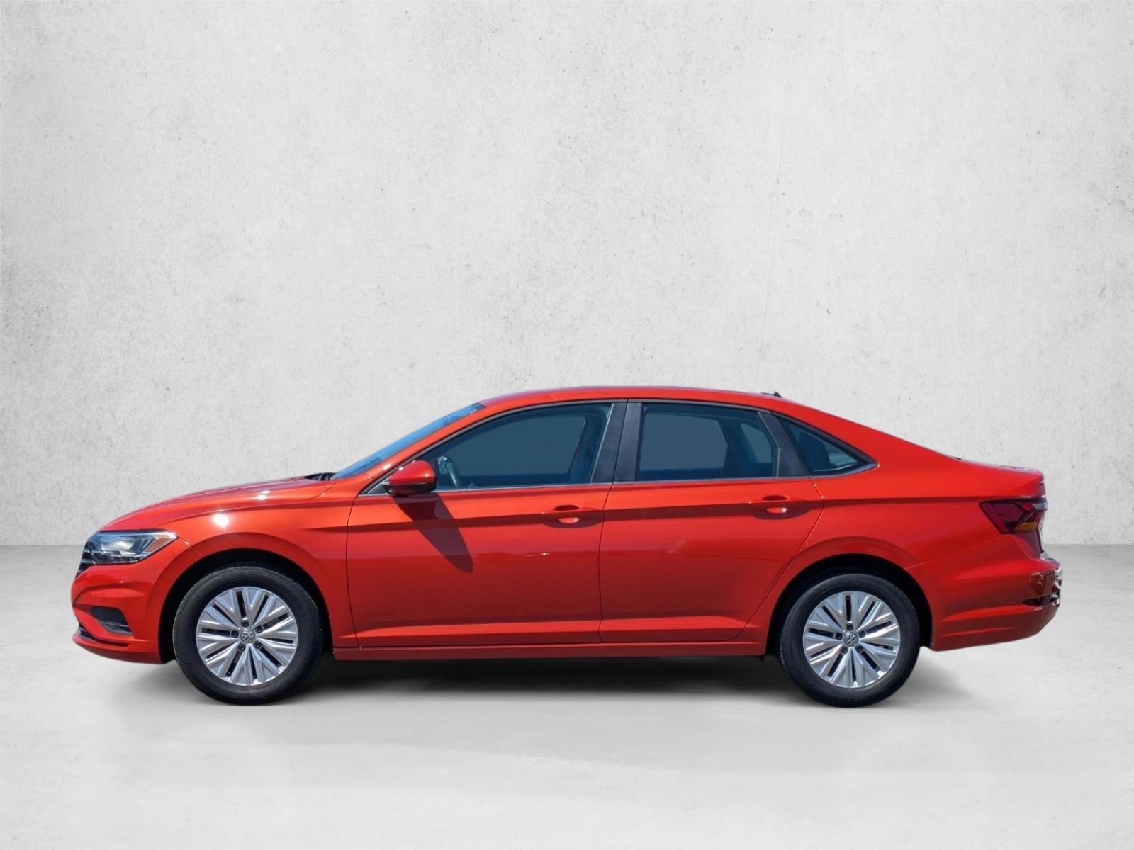 Thumbnail: 2019 Volkswagen Jetta - 2