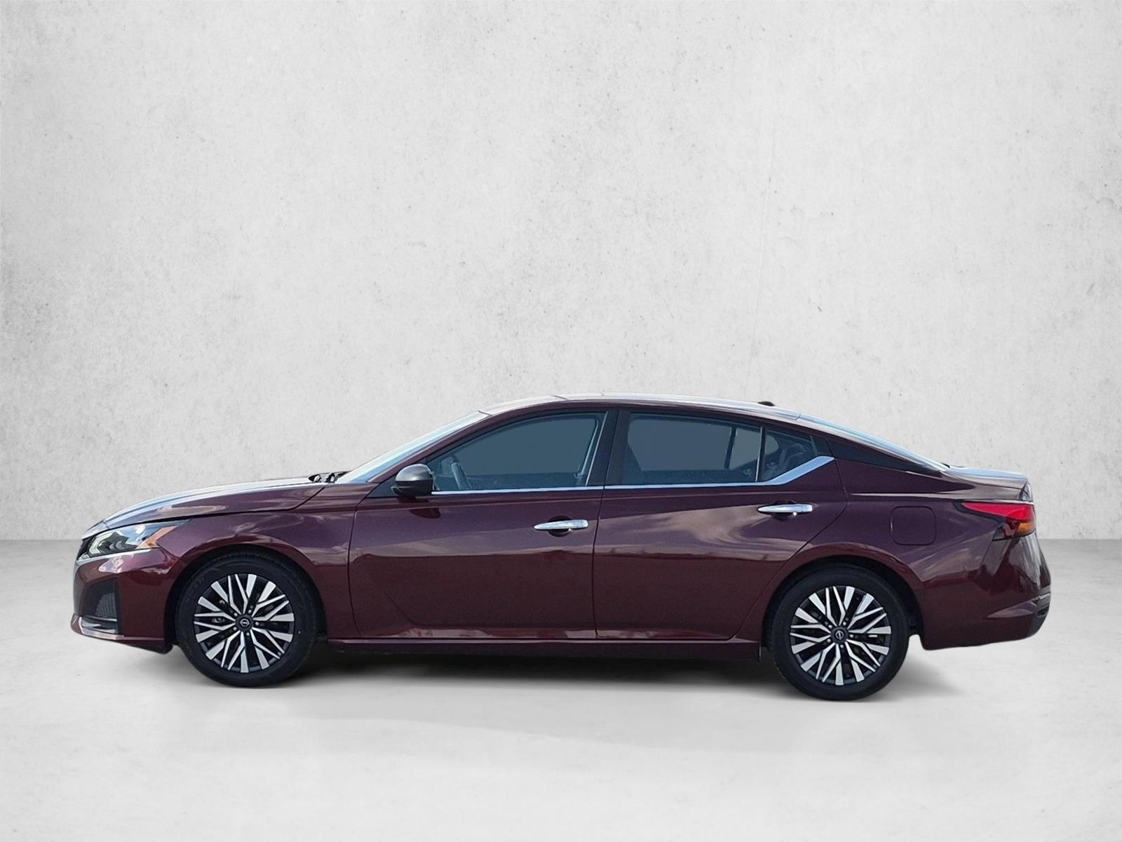 Thumbnail: 2025 Nissan Altima - 2