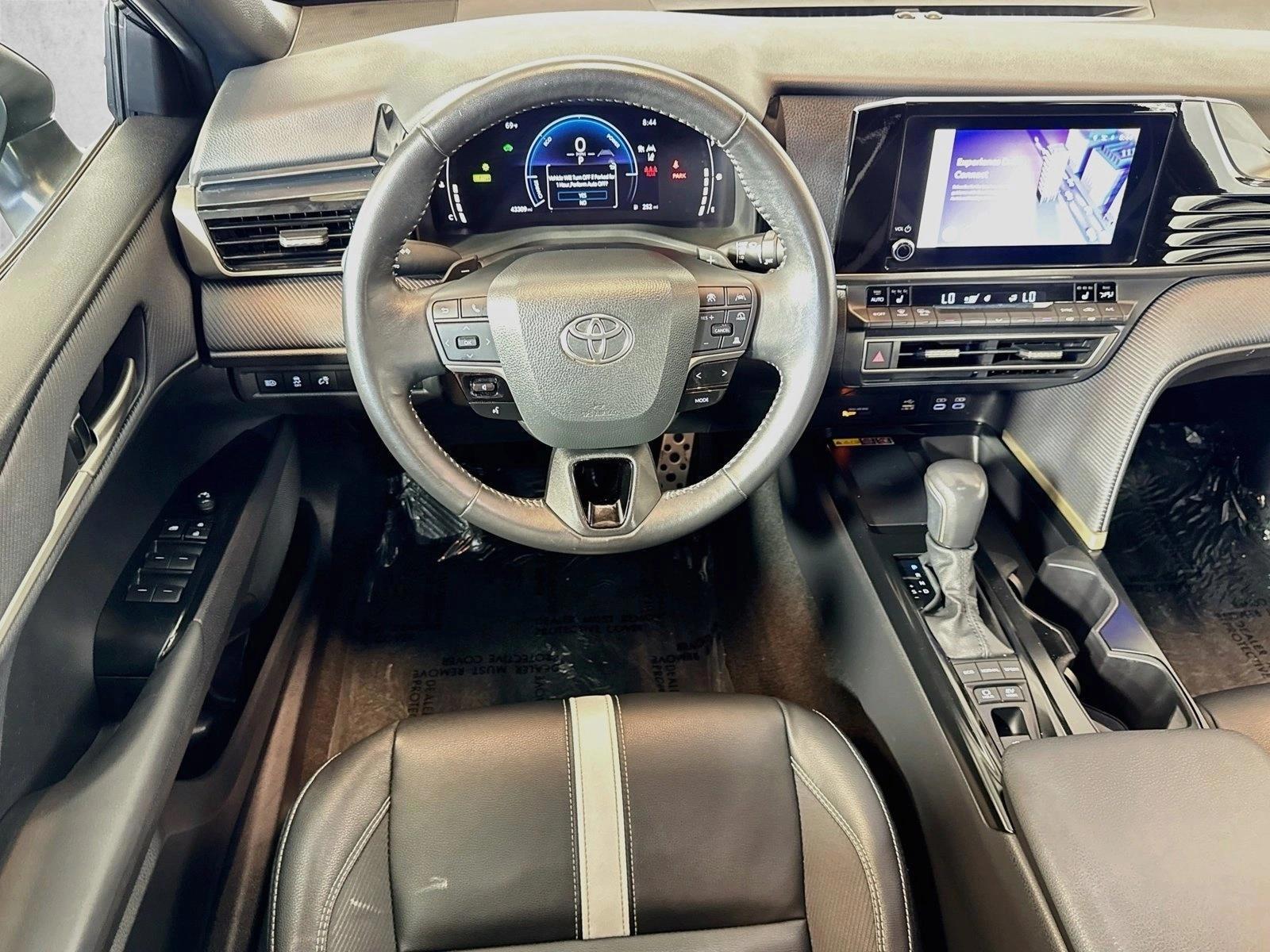 Thumbnail: 2025 Toyota Camry - 4