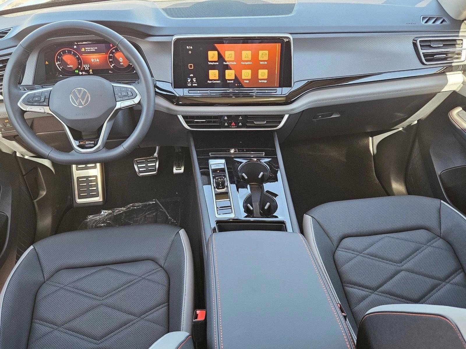 Thumbnail: 2026 Volkswagen Atlas - 3