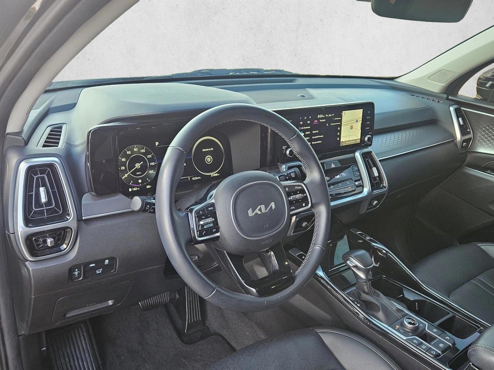 Thumbnail: 2023 Kia Sorento - 3