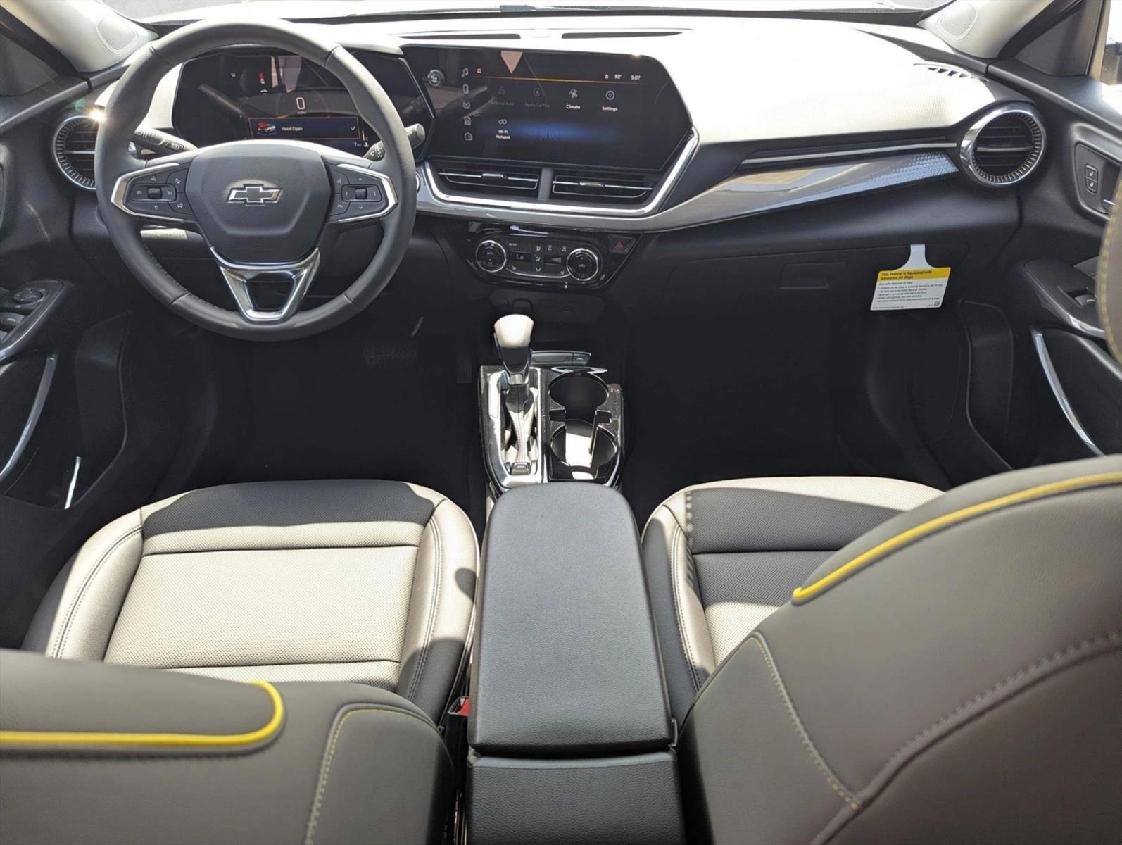 Thumbnail: 2026 Chevrolet Trax - 3