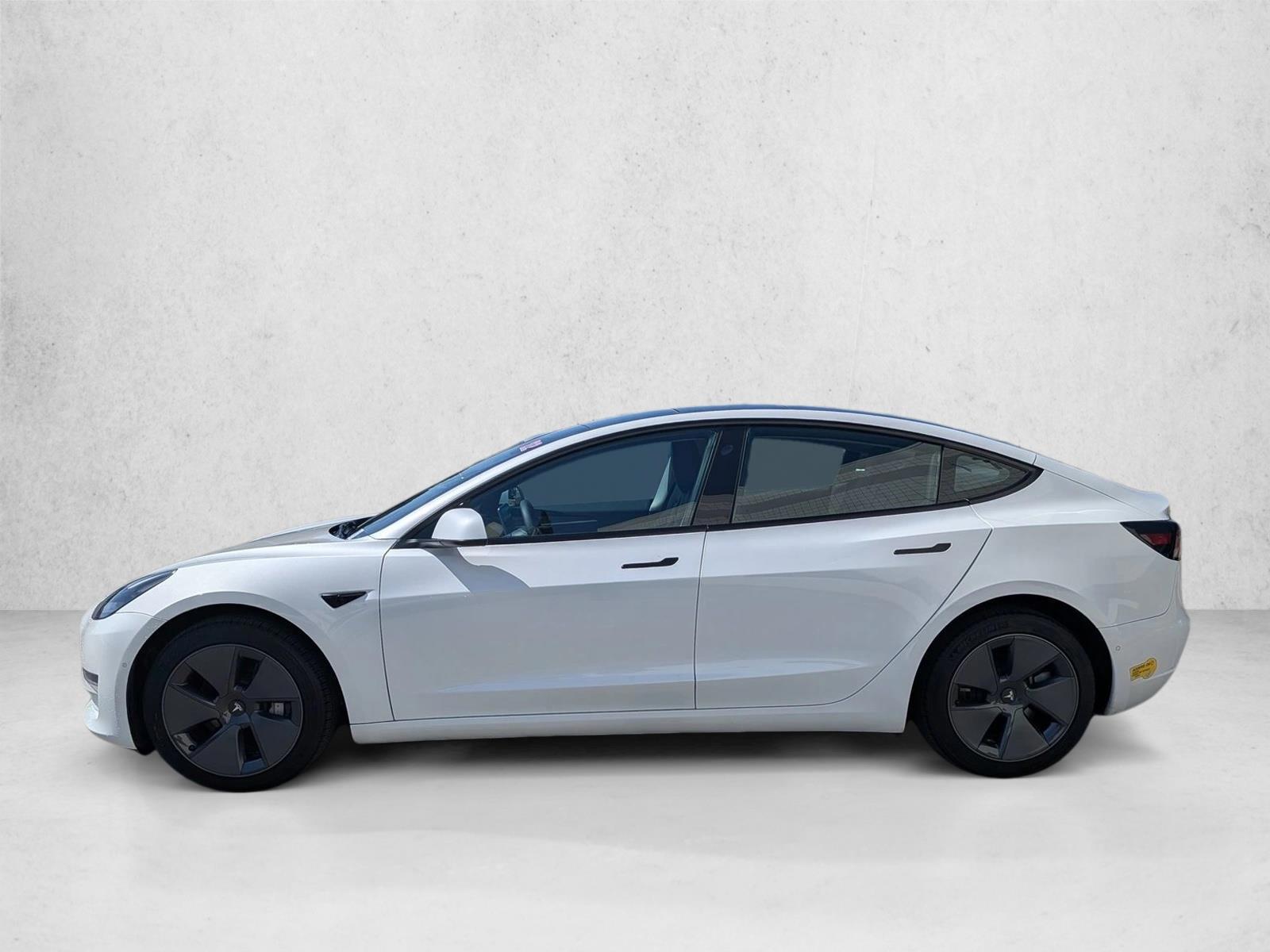 Thumbnail: 2022 Tesla Model 3 - 2