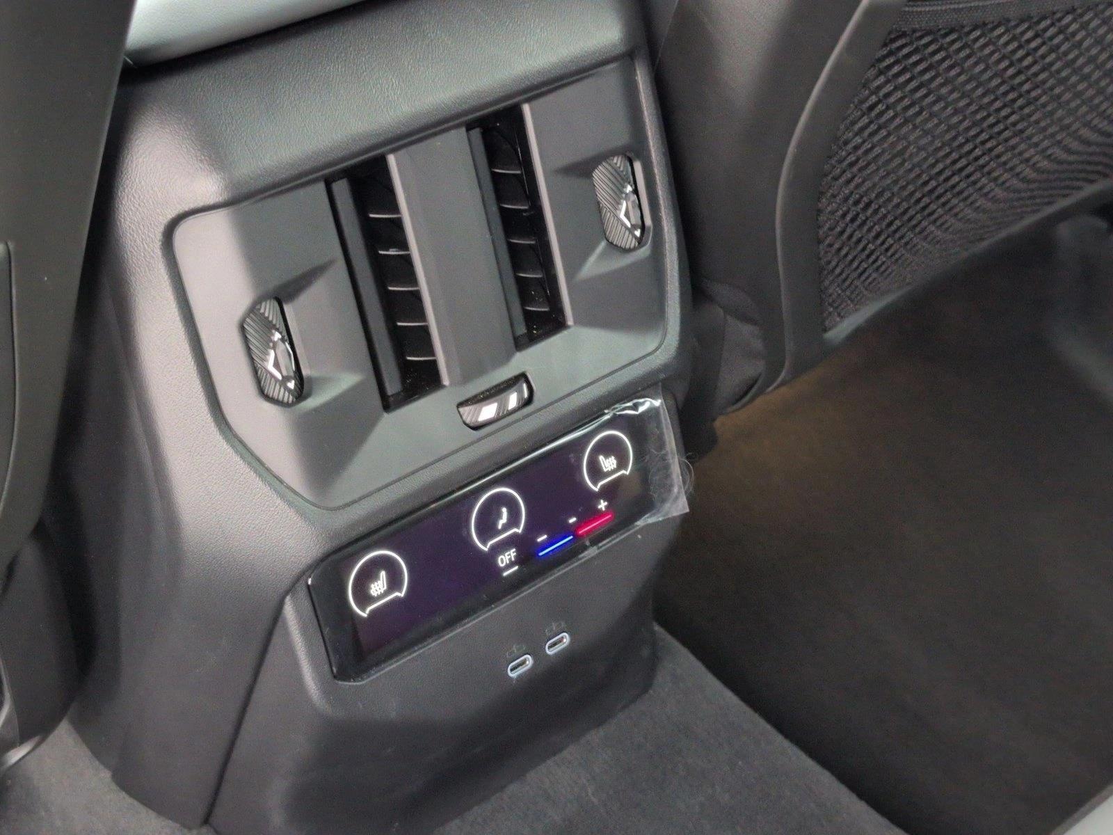 2025 BMW X3 30 - Photo 17