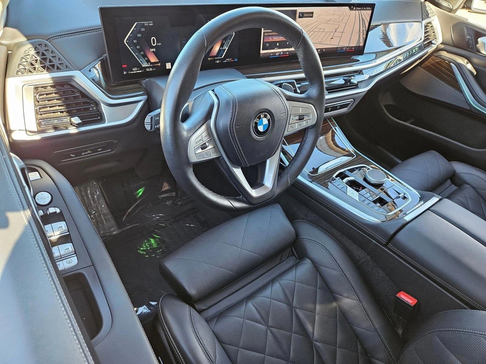 Thumbnail: 2024 BMW X7 - 3