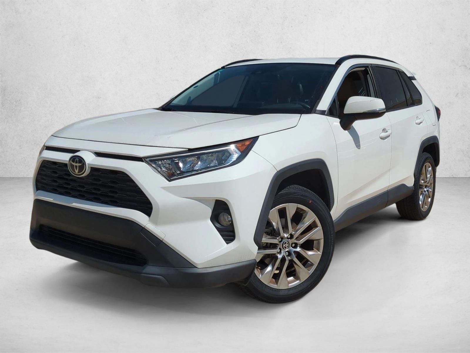 Thumbnail: 2020 Toyota RAV4 - 1