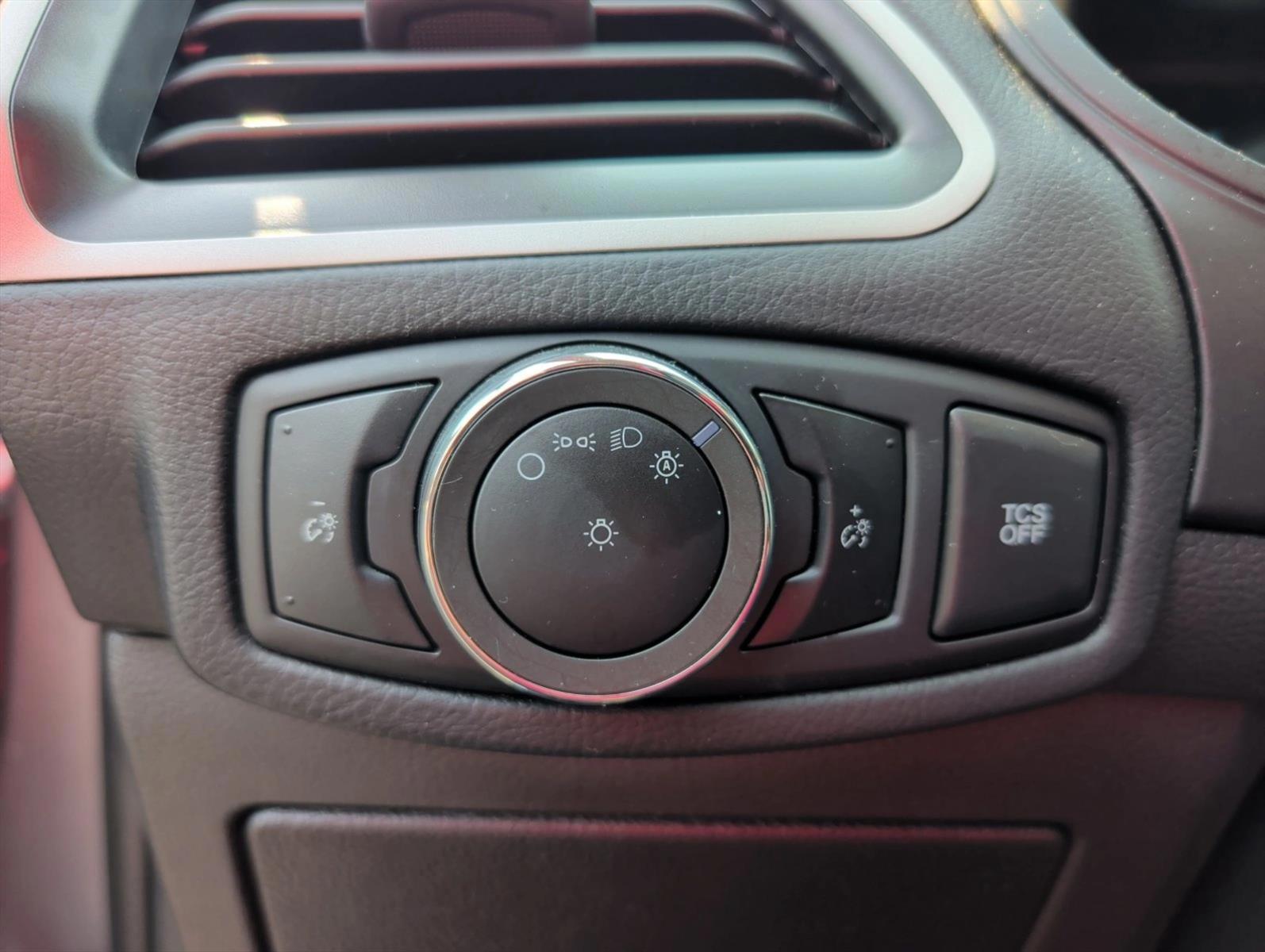 2024 Ford Edge SEL - Photo 20