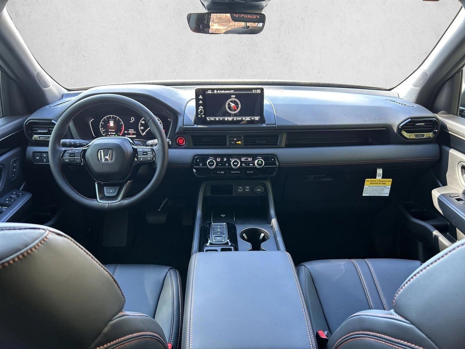 Thumbnail: 2025 Honda Pilot - 3