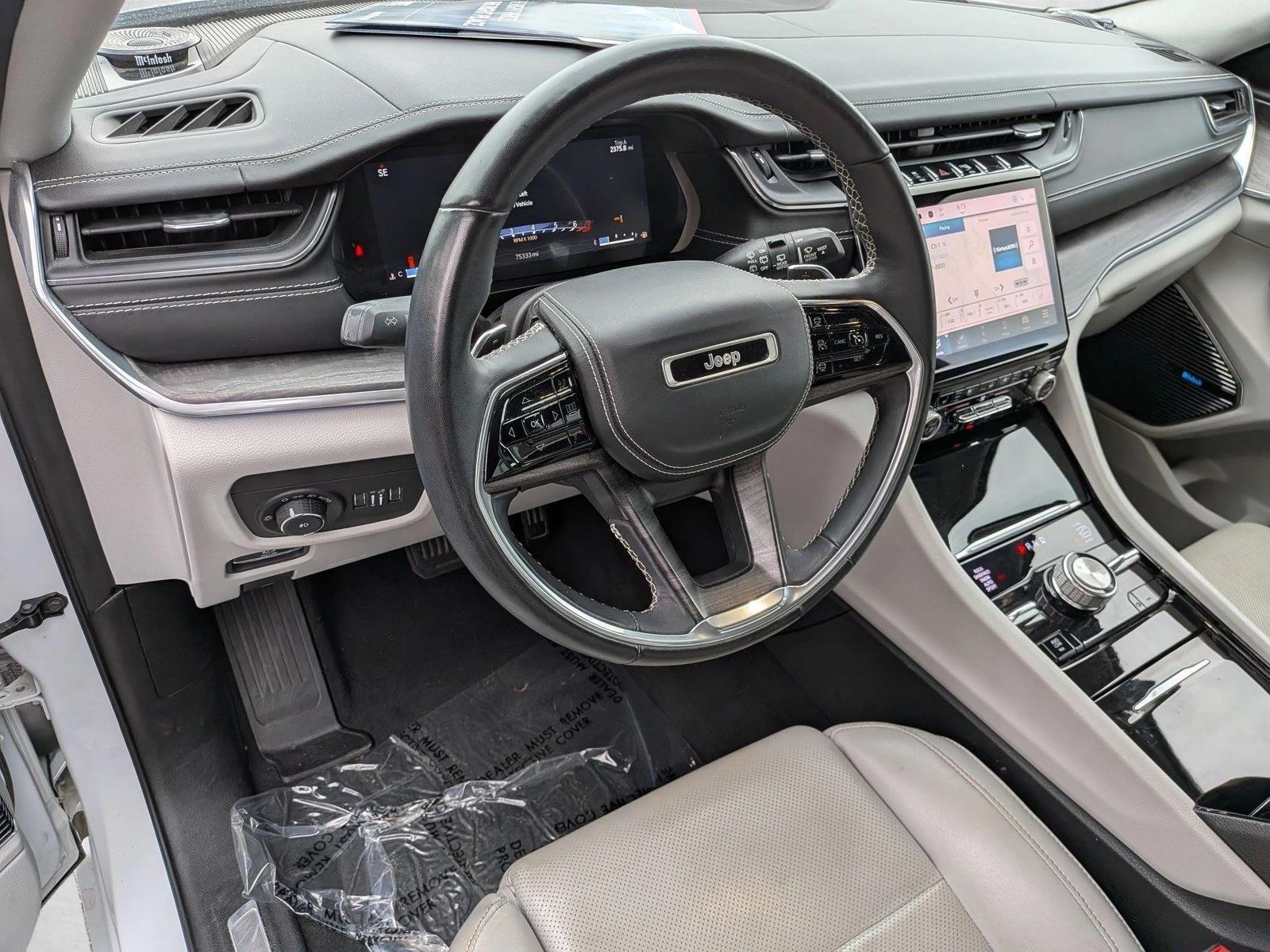 Thumbnail: 2022 Jeep Grand Cherokee - 3